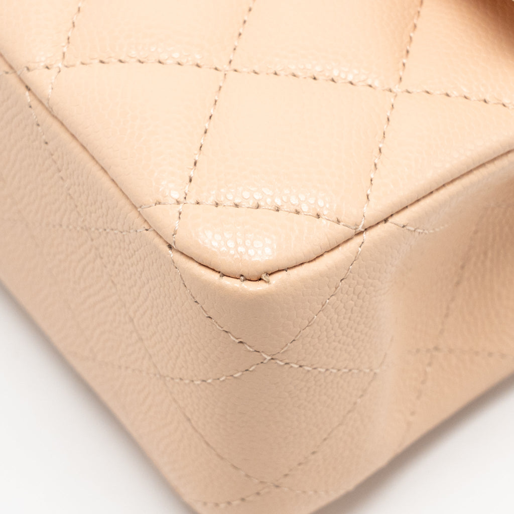 chanel-medium-classic-double-flap-bag-caviar-nn269-beige-lghwmicrochip