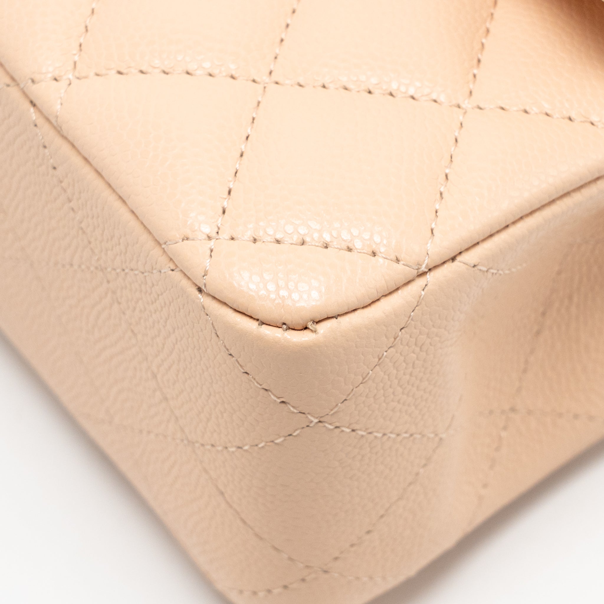 chanel-medium-classic-double-flap-bag-caviar-nn269-beige-lghwmicrochip