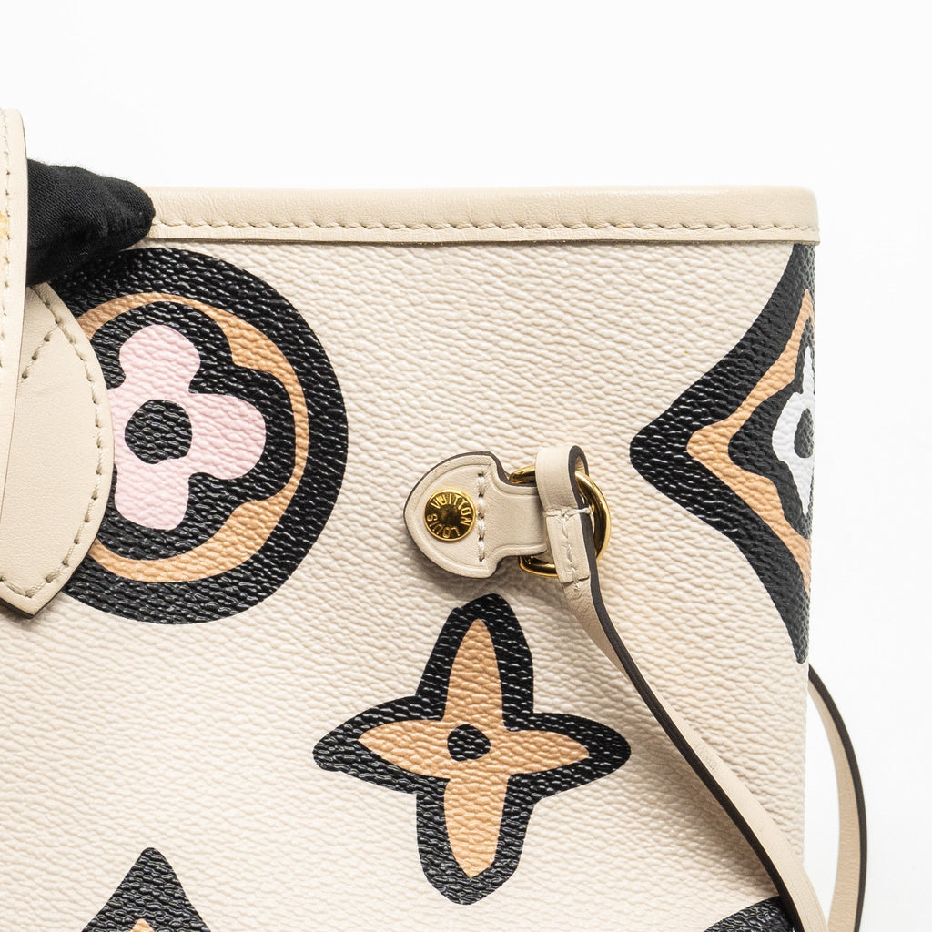 louis-vuitton-neverfull-mm-wild-at-heart-empreinte-cream-ghw