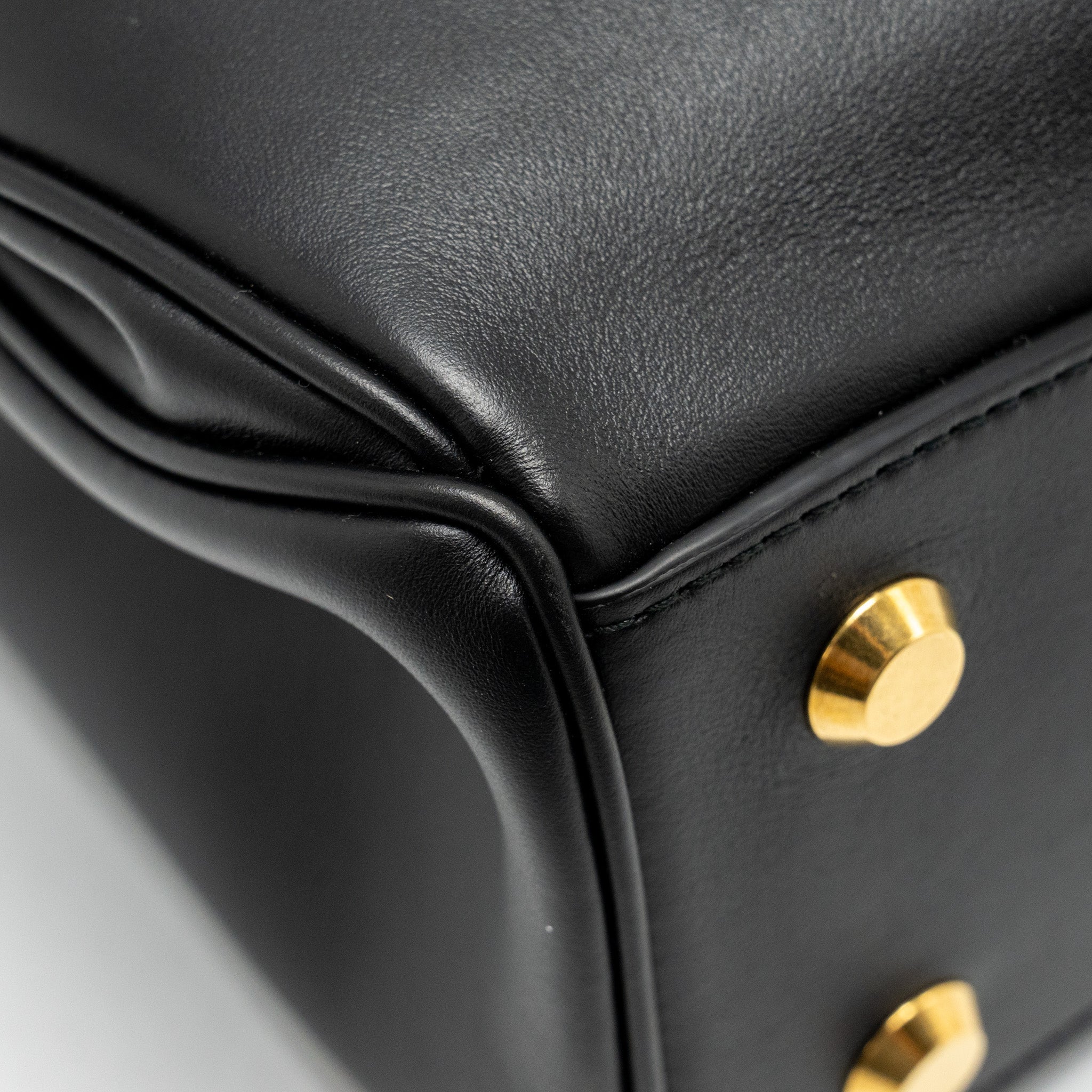 balenciaga-medium-rodeo-handbag-smooth-calfskin-black-ghw
