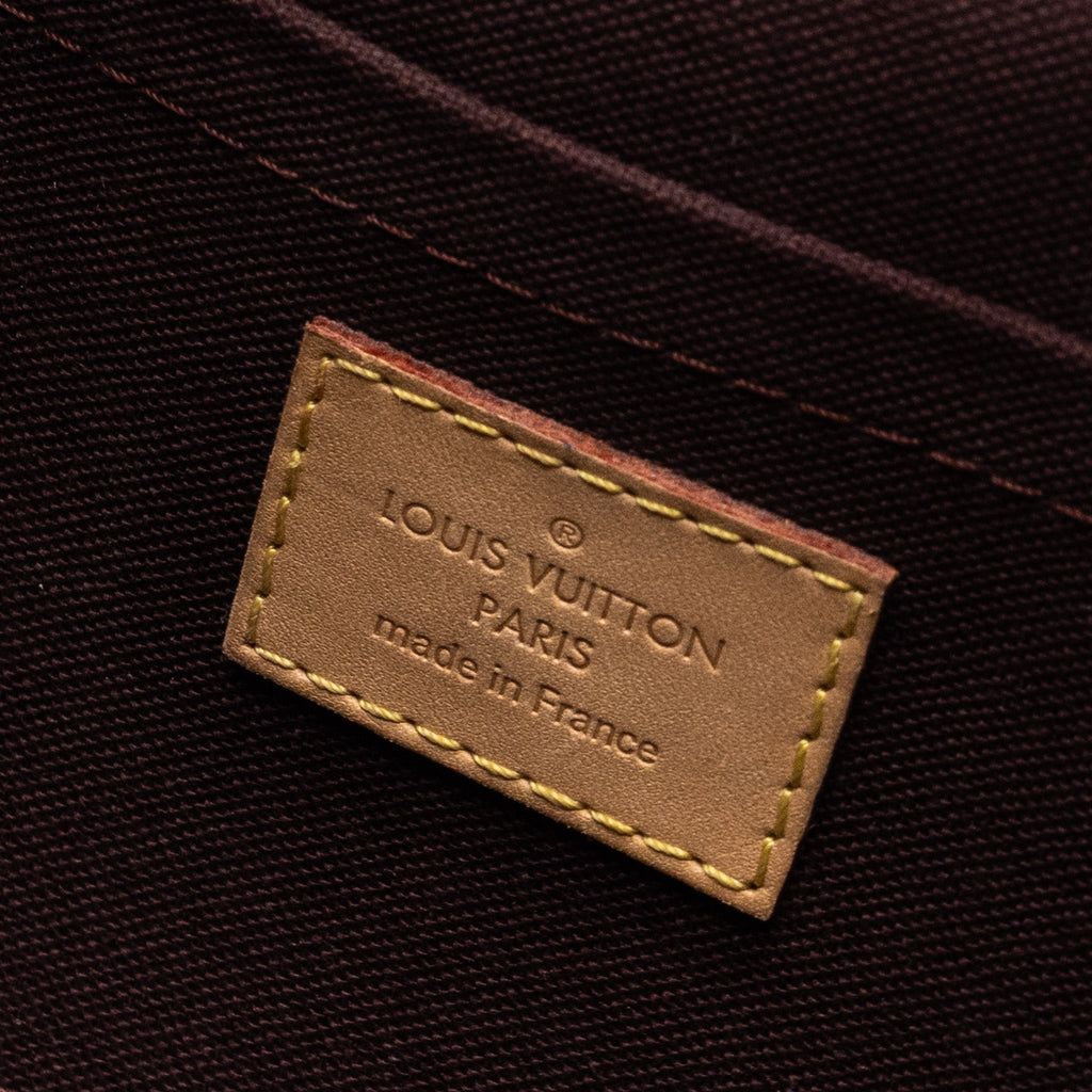 louis-vuitton-favourite-pm-bag-monogram-canvas-ghw-1