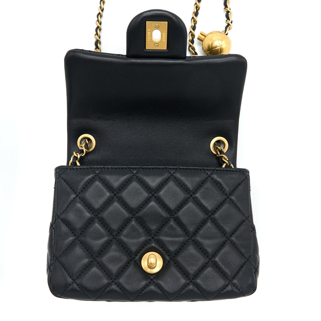 chanel-pearl-crush-mini-square-flap-bag-lambskin-black-ghw-microchip-3