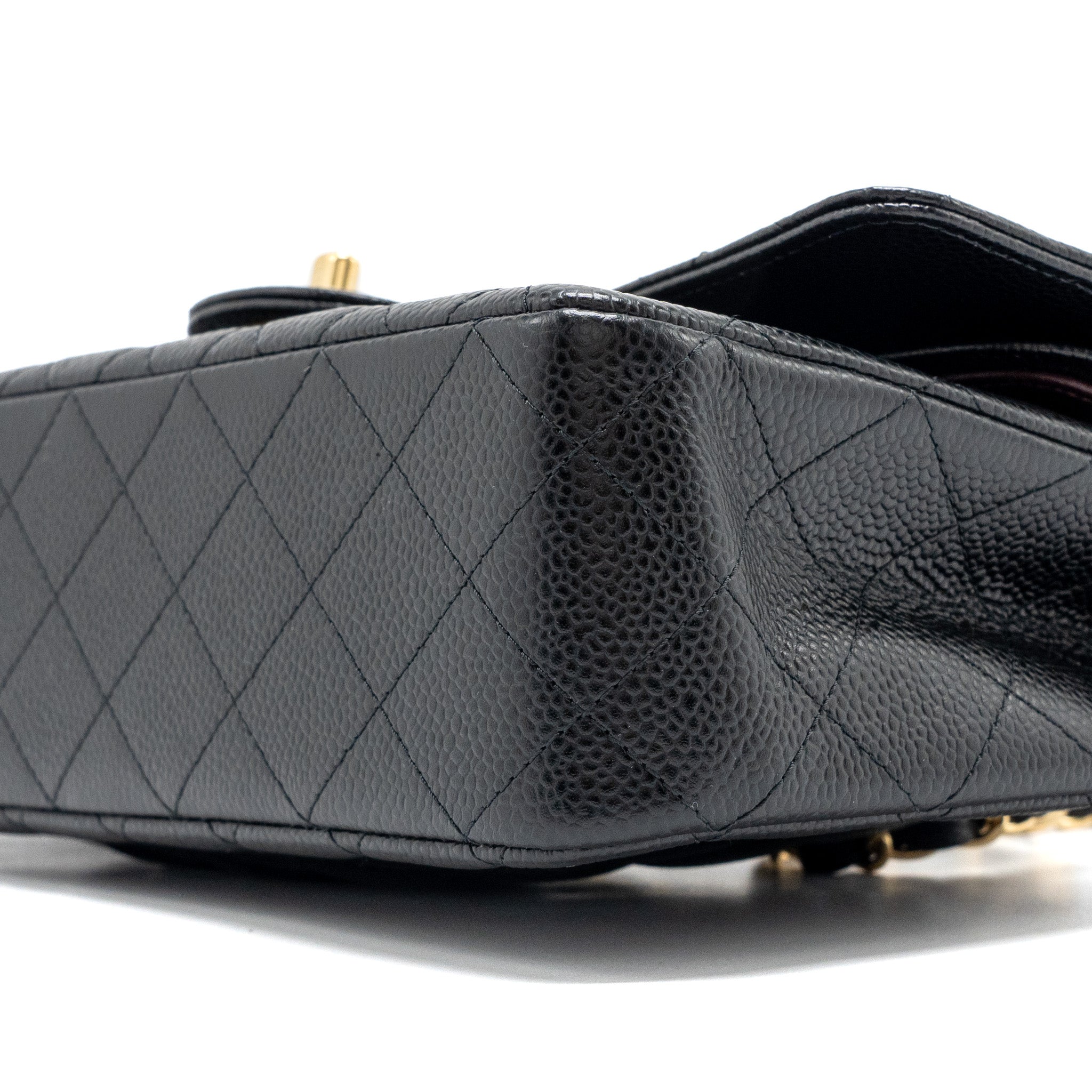 chanel-medium-classic-double-flap-bag-caviar-black-ghw-15
