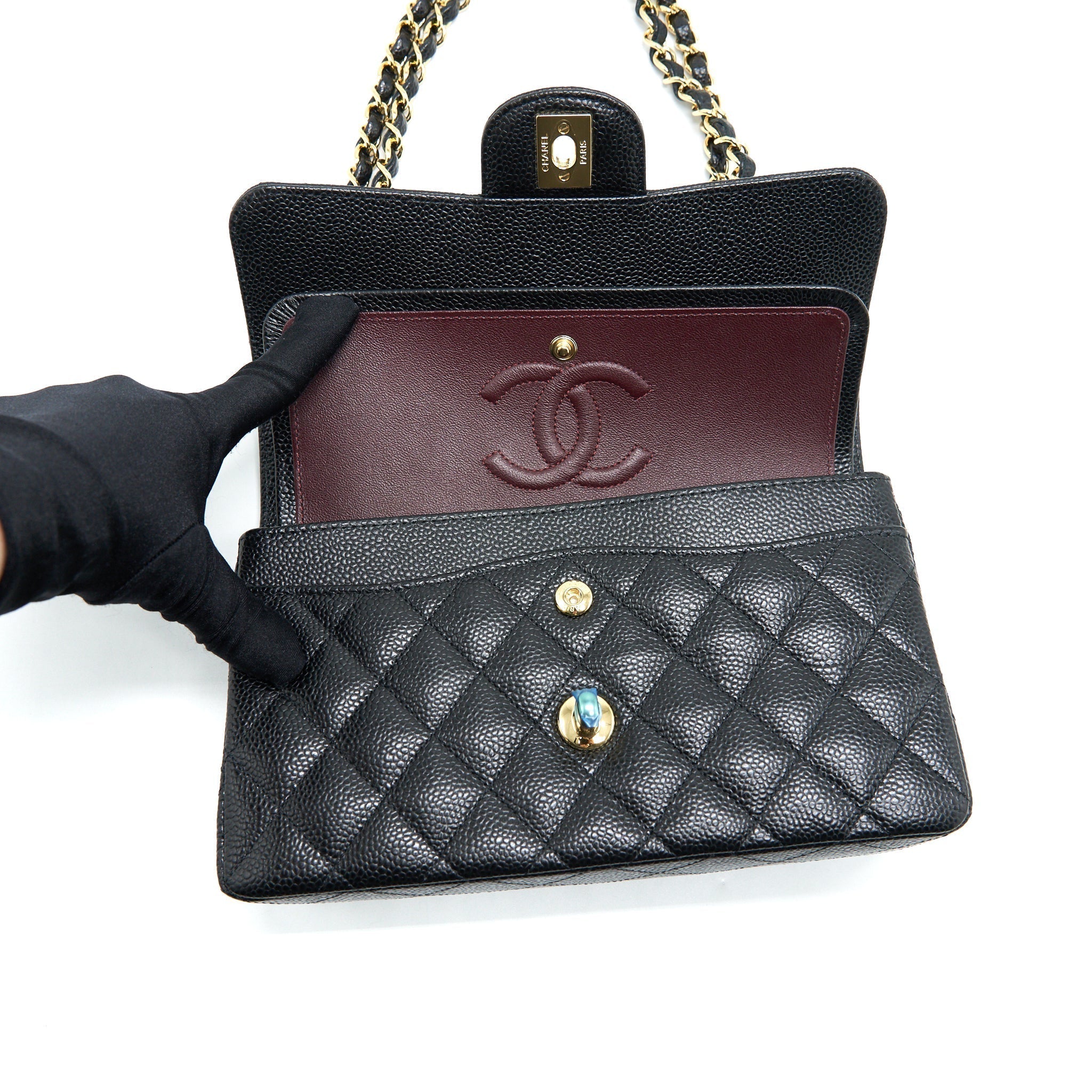 chanel-small-classic-double-flap-caviar-black-ghw-microchip