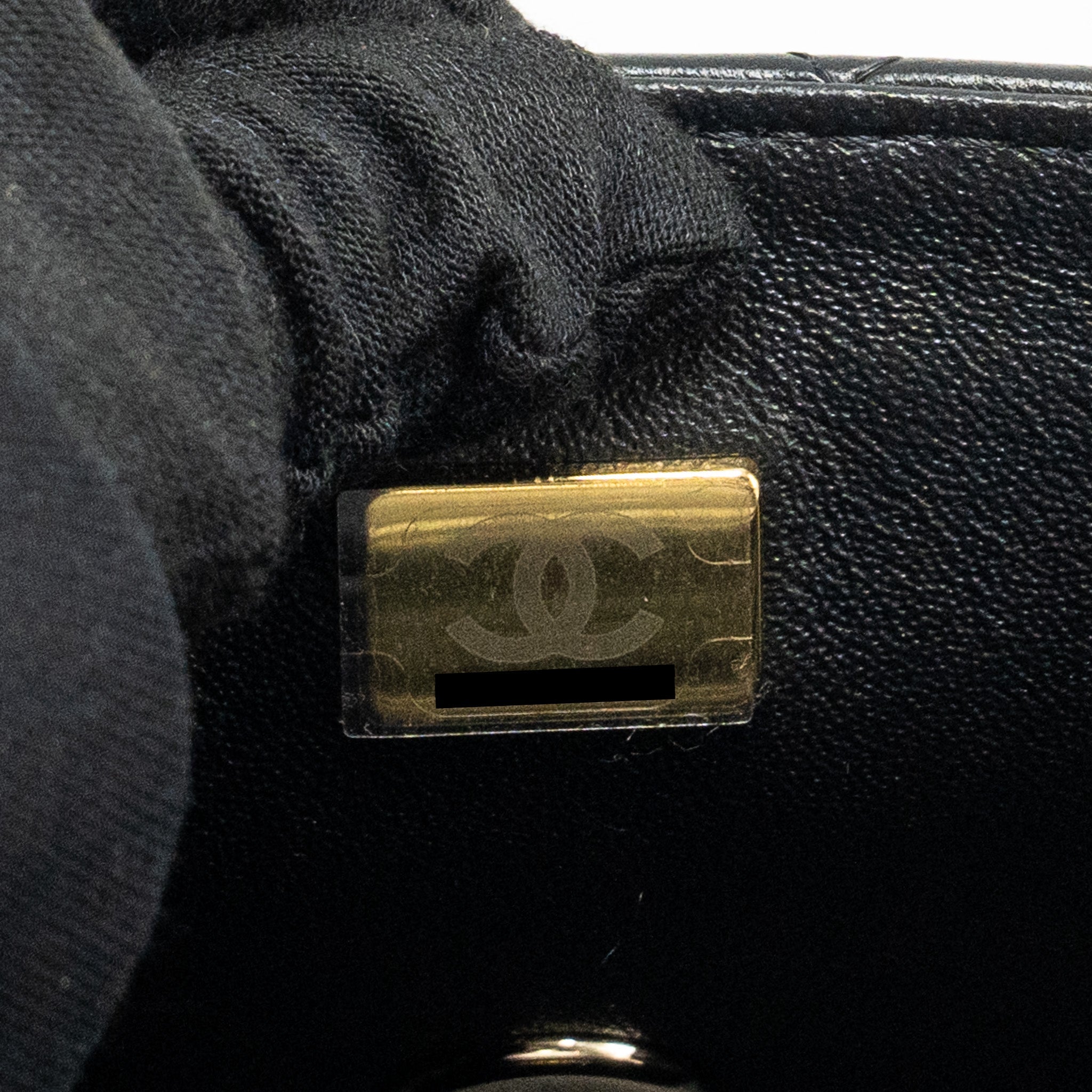 chanel-top-handle-mini-rectangular-flap-bag-lambskin-black-lghwmicrochip-3