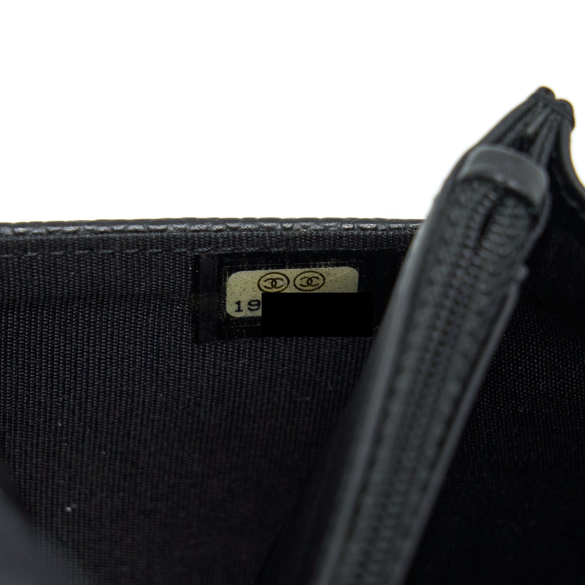 chanel-wallet-on-chain-lambskin-black-shw-1