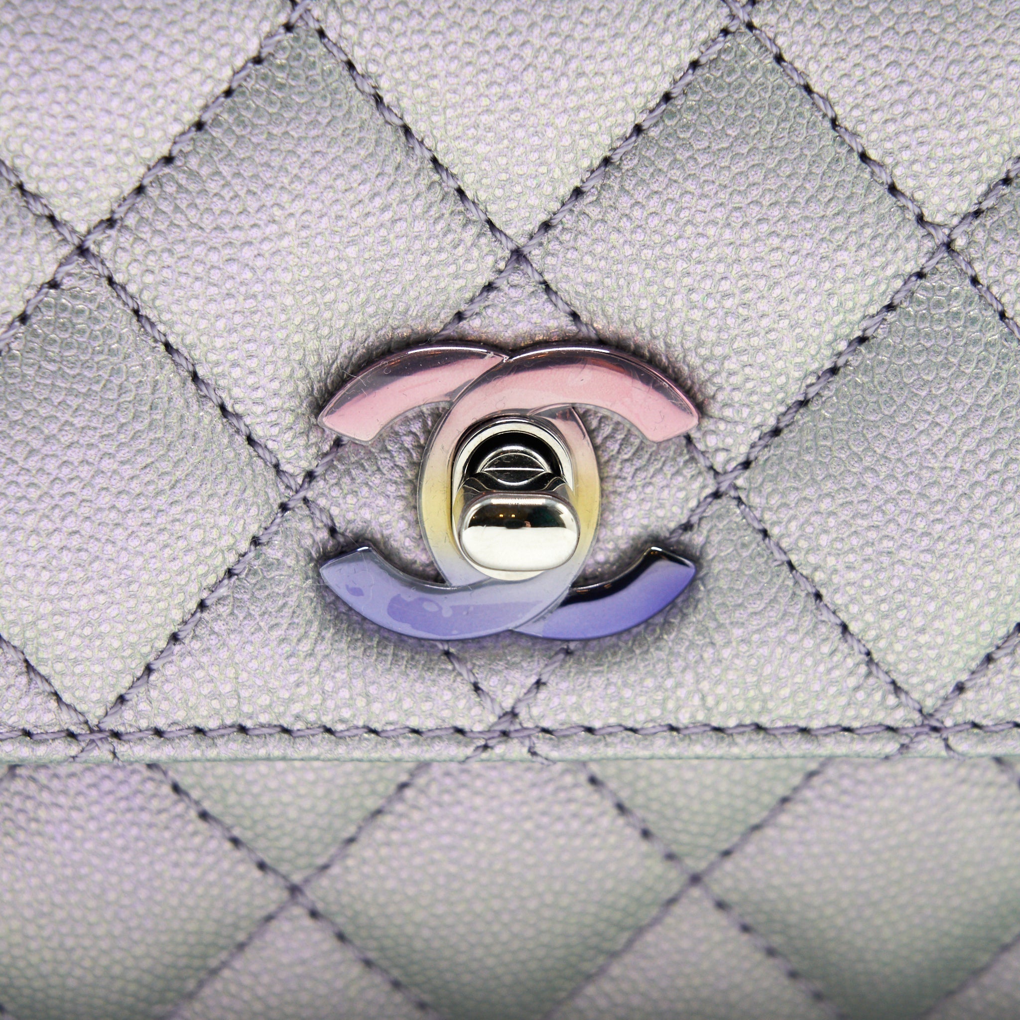chanel-21k-small-coco-handle-24cm-iridescent-lilac-rainbow-hardware-microchip