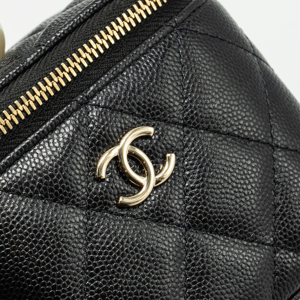 chanel-small-vanity-clutch-with-chain-cc-pearl-caviar-black-lghw-1