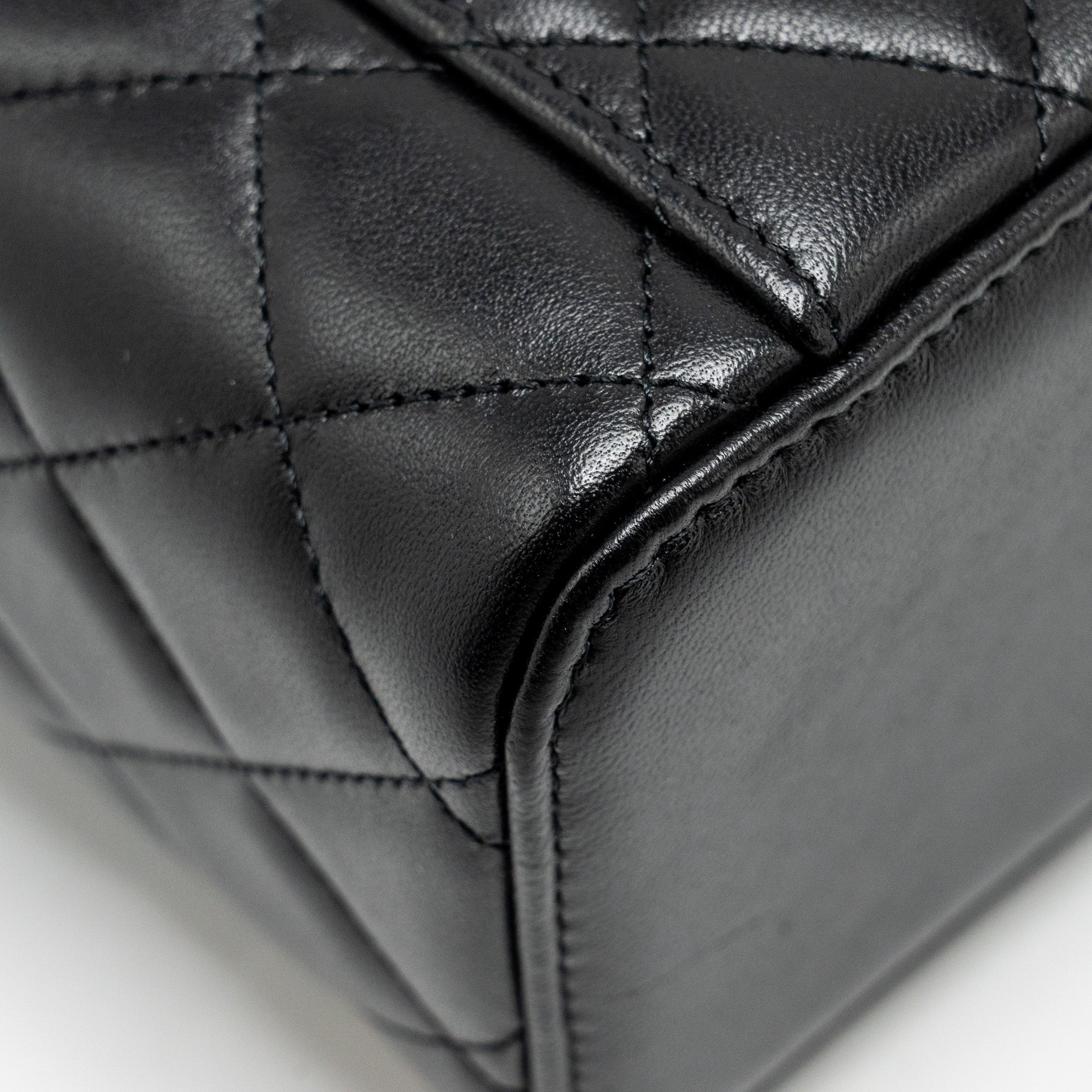 chanel-top-handle-long-vanity-with-chain-lambskin-black-ghw-1