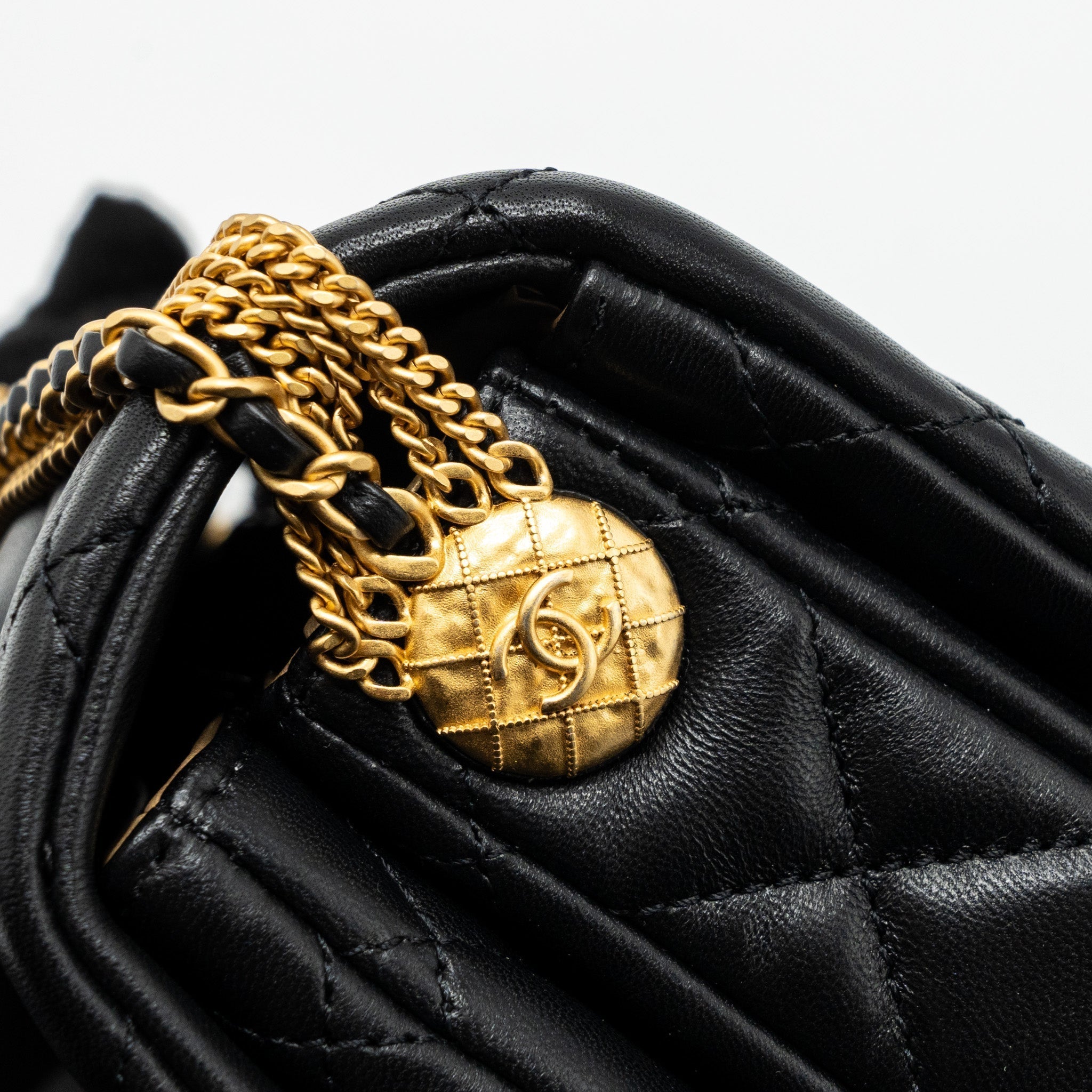 chanel-22a-button-on-chain-flap-shoulder-bag-lambskin-black-brushed-ghwmicrochip