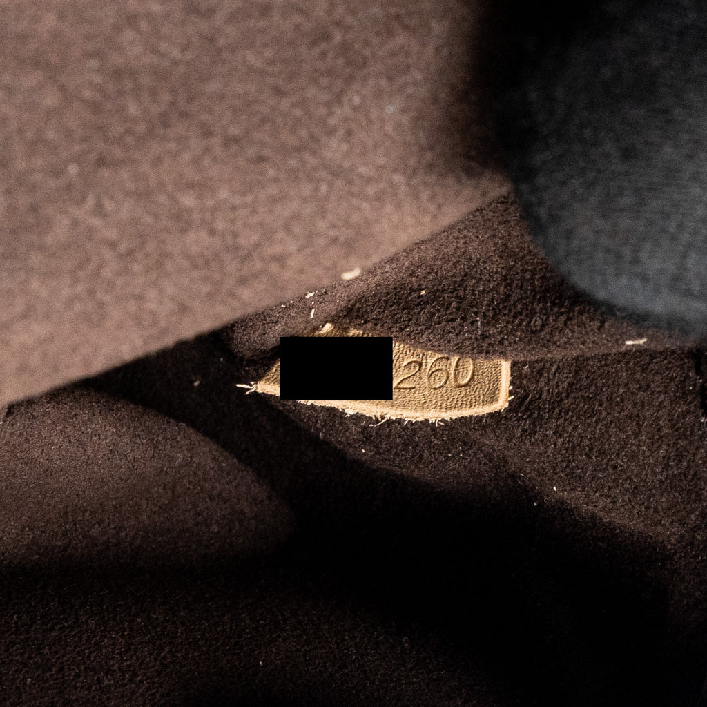 louis-vuitton-pochette-metis-monogram-canvas-ghw-25