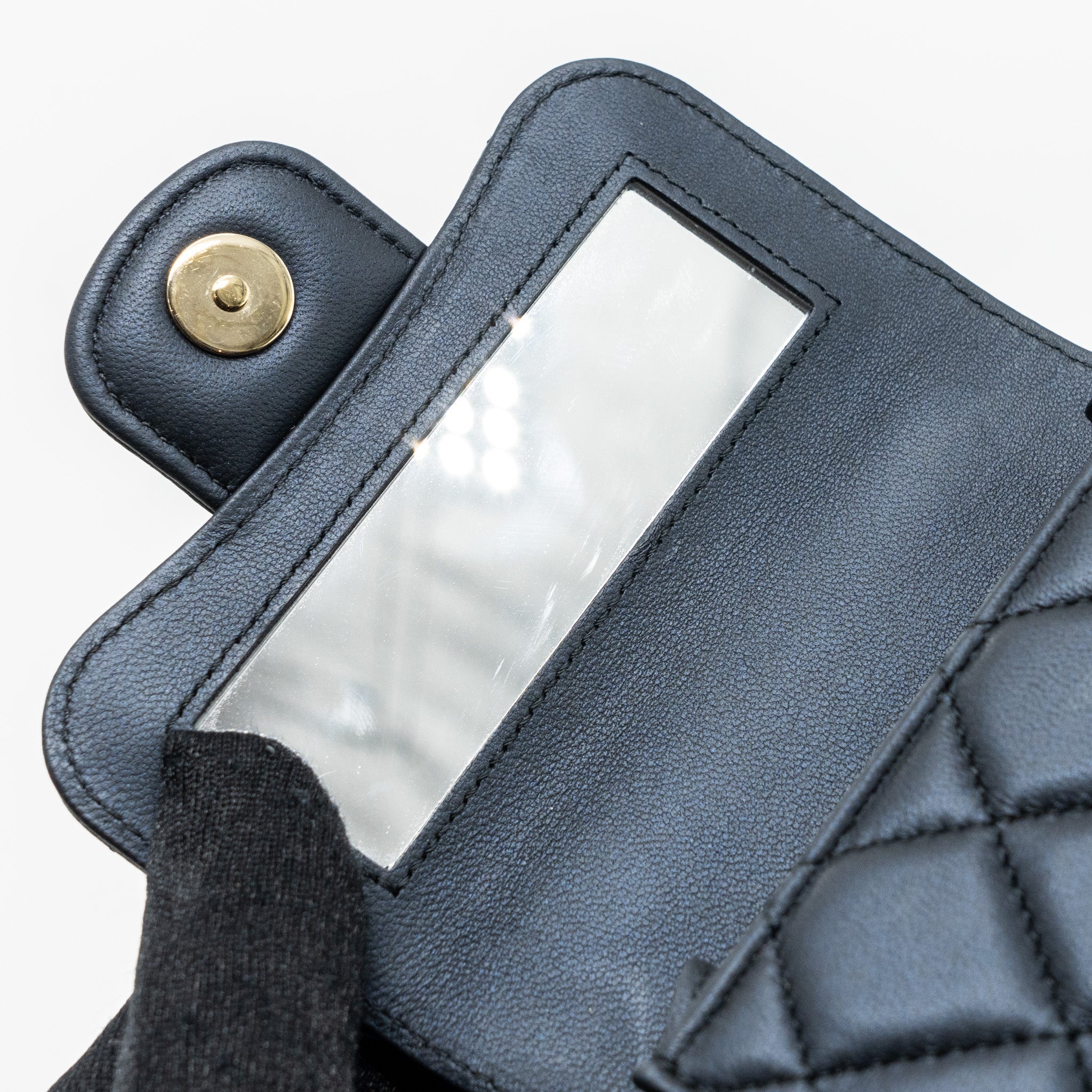 chanel-top-handle-mini-flap-bag-pearly-lambskin-dark-blue-lghwmicrochip