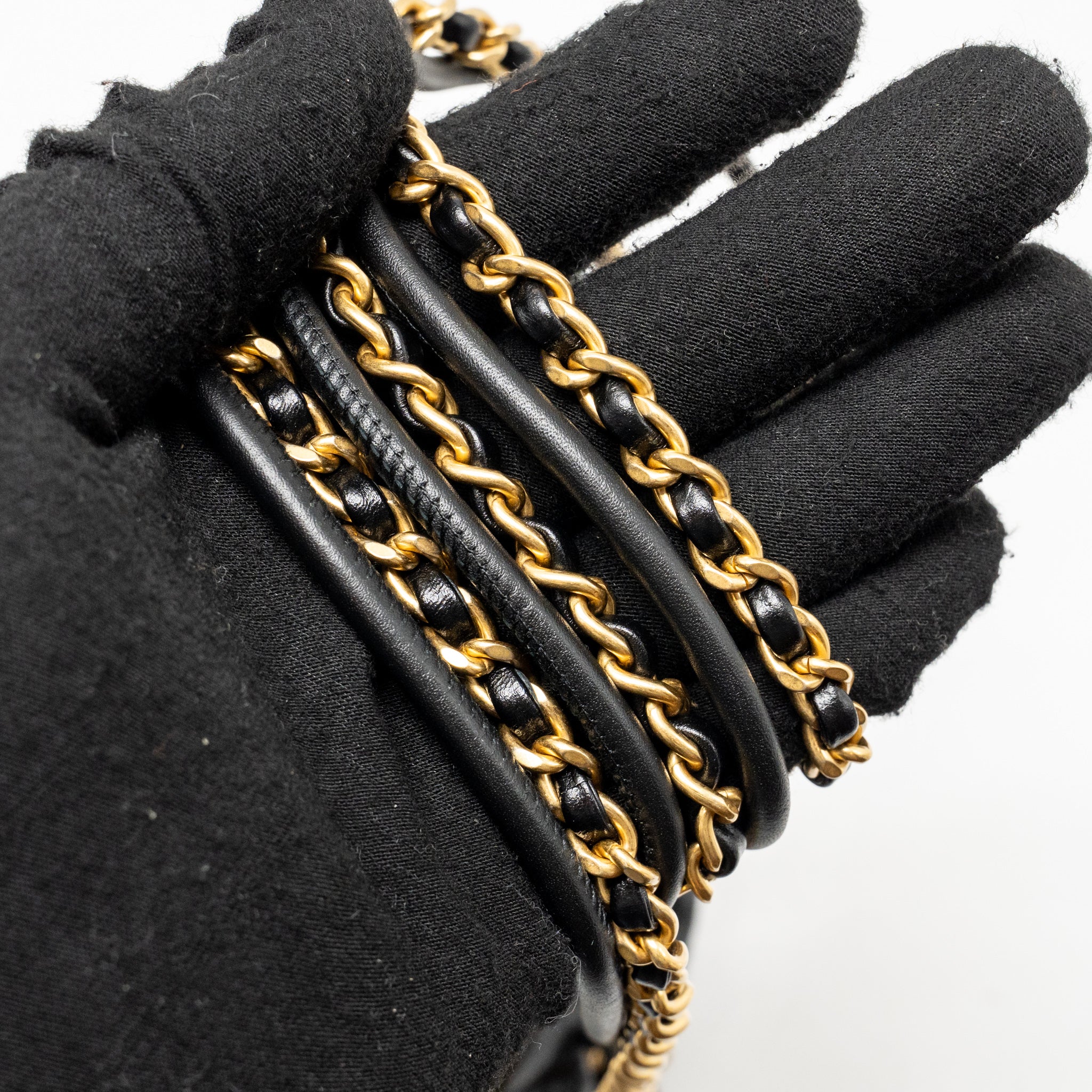 chanel-mini-22-bag-shiny-calfskin-black-ghw-microchip-copy-2