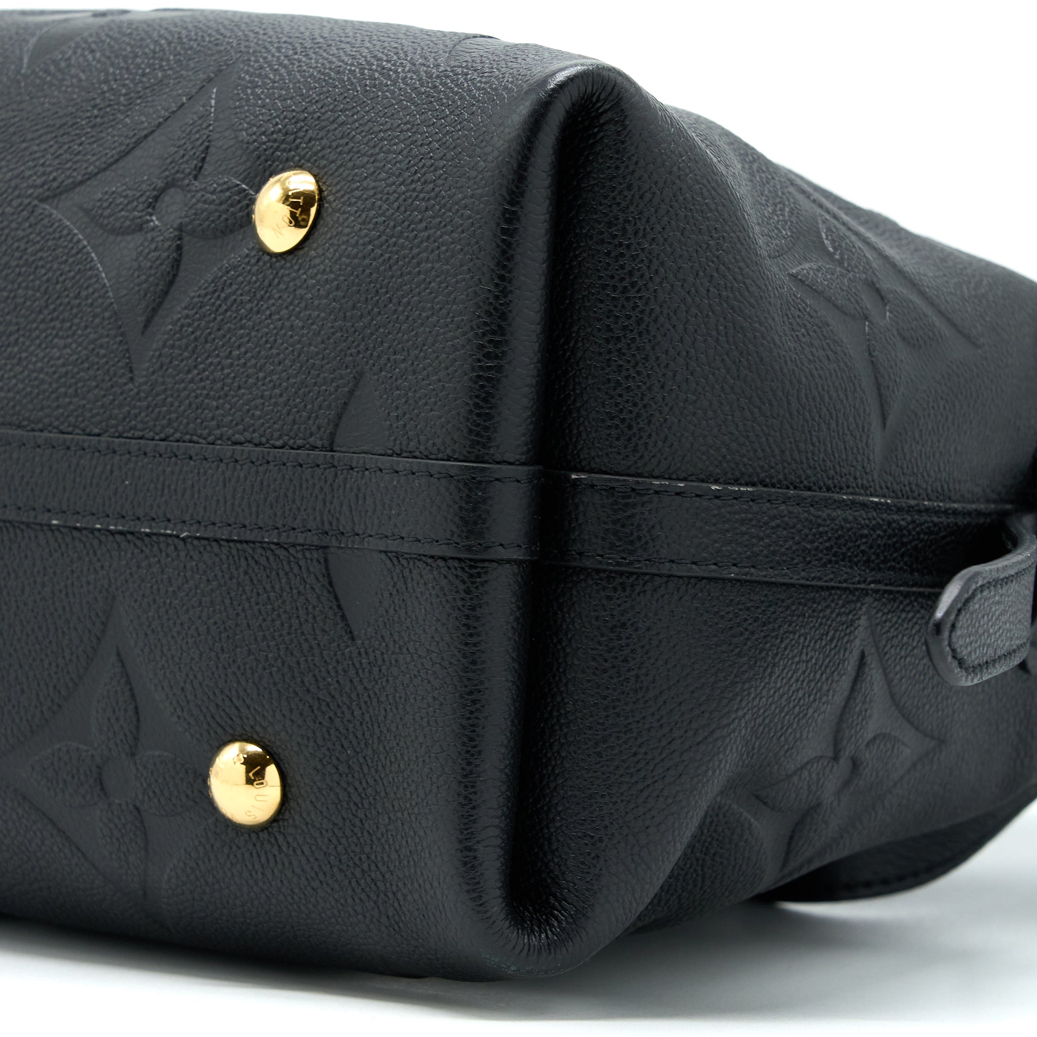 louis-vuitton-carryall-mm-empreinte-black-ghw-new-version