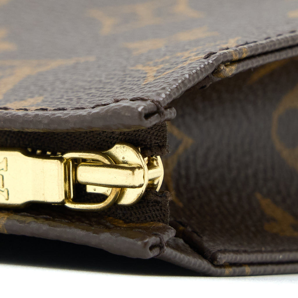 louis-vuitton-toiletry-pochette-26-monogram-canvas-ghw-2