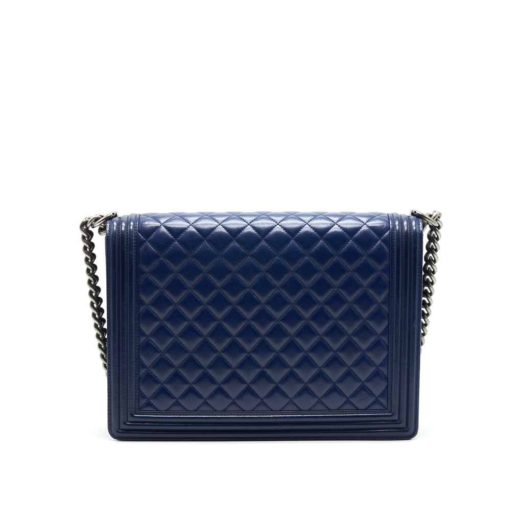 chanel-large-le-boy-calf-skin-navy-shw