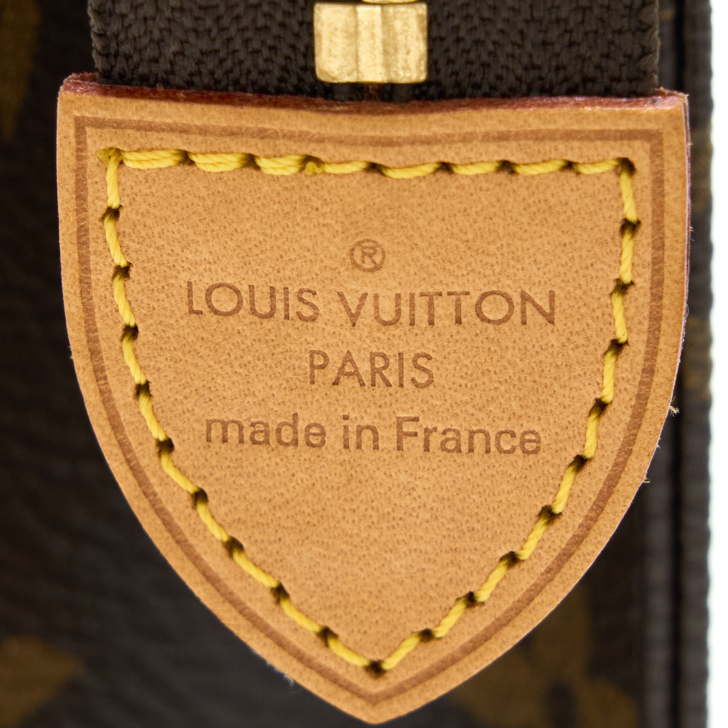 louis-vuitton-toiletry-pochette-26-monogram-canvas-ghw-2
