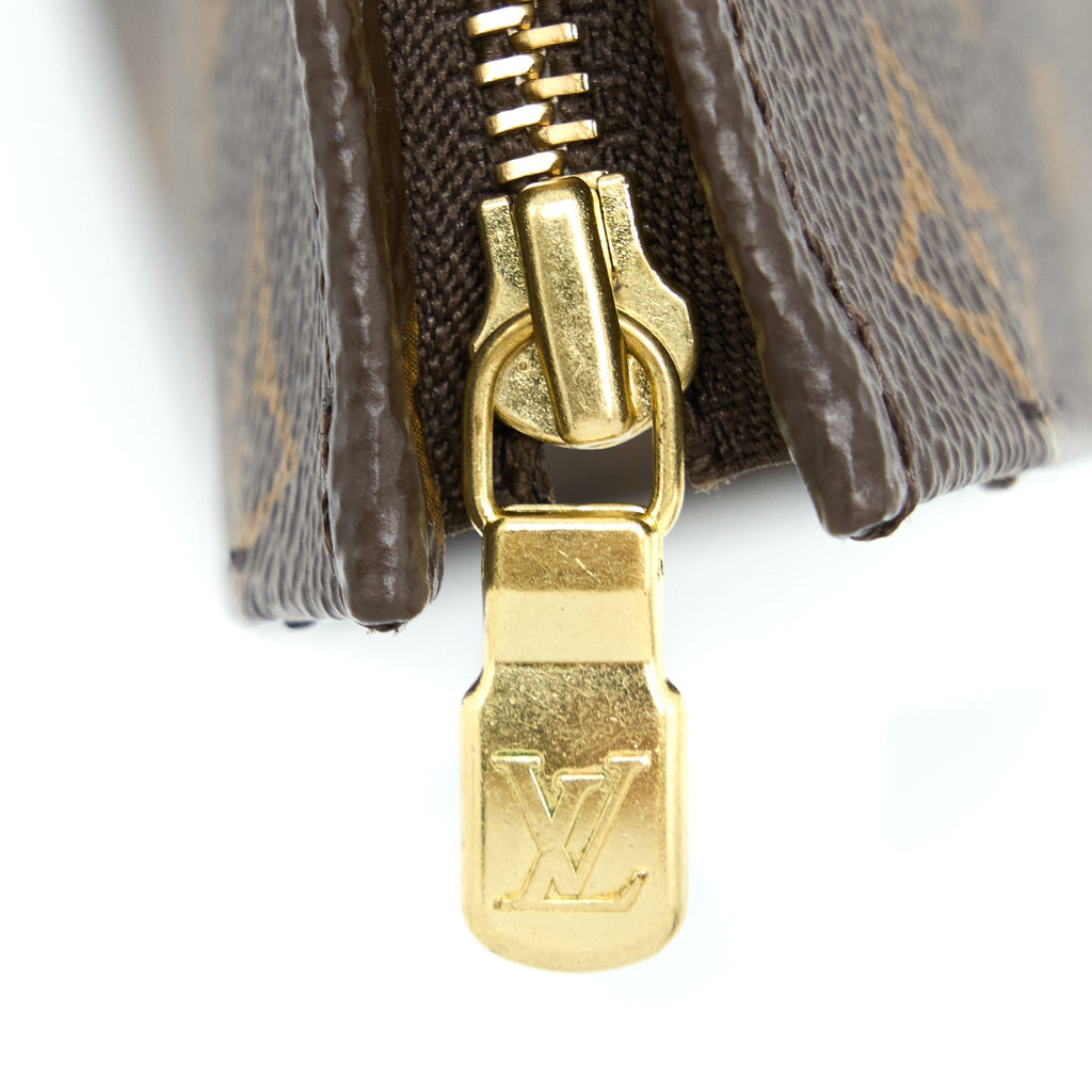 louis-vuitton-toiletry-pochette-26-monogram-canvas-ghw-2