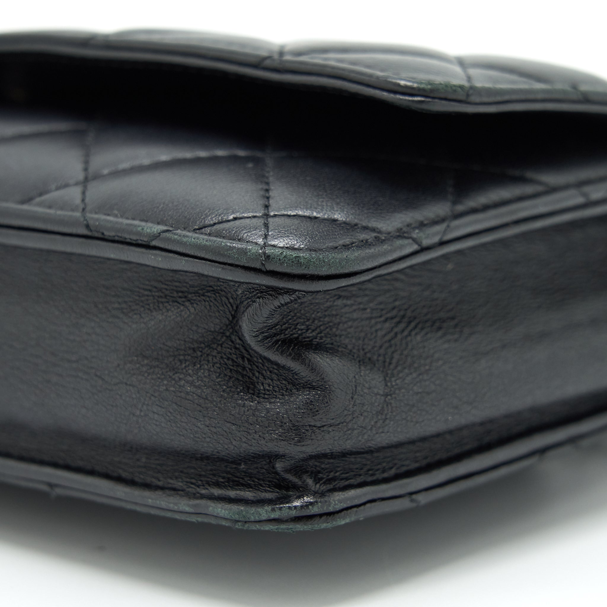 chanel-wallet-on-chain-lambskin-black-shw