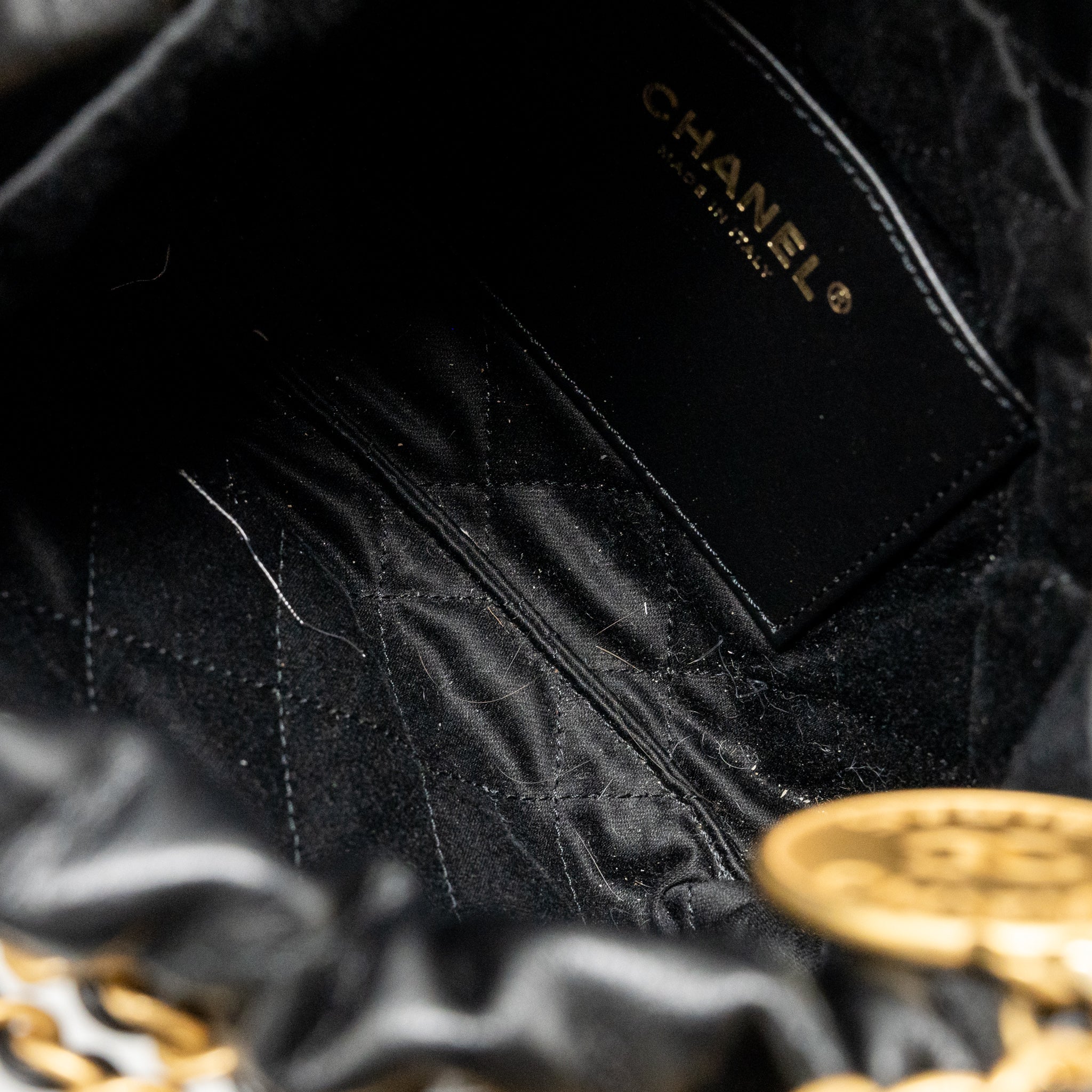 chanel-mini-22-bag-shiny-calfskin-black-ghw-microchip-copy-2