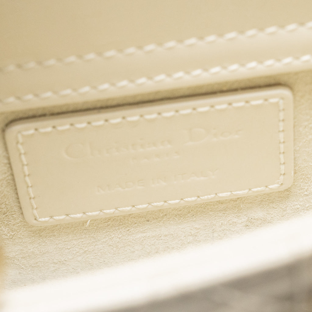 dior-lady-d-joy-micro-bag-patent-creamy-white-lghw