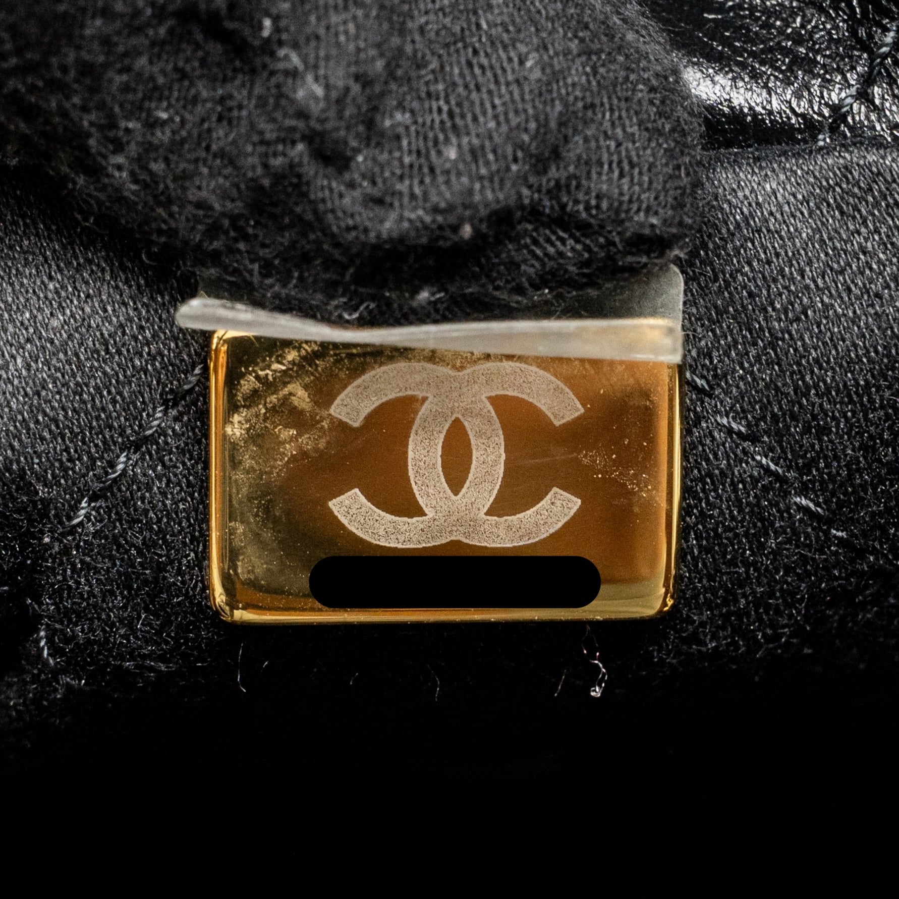 chanel-mini-22-bag-shiny-calfskin-black-ghw-microchip-copy-2