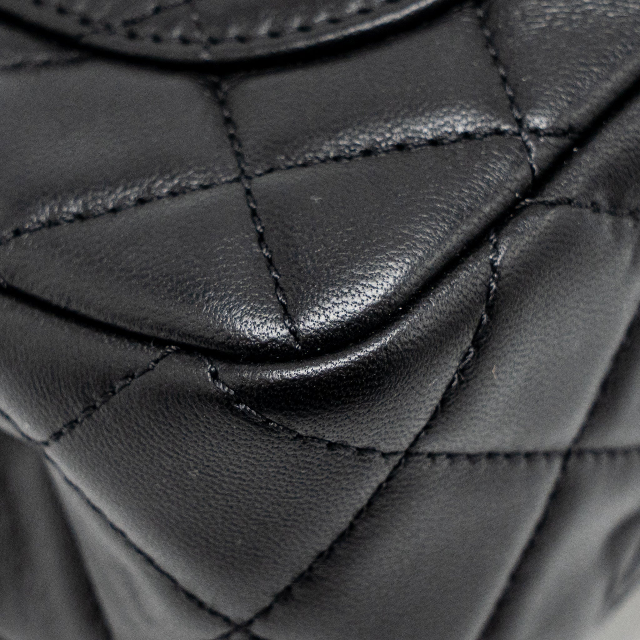chanel-pearl-crush-mini-rectangular-flap-bag-lambskin-black-ghw-microchip-5