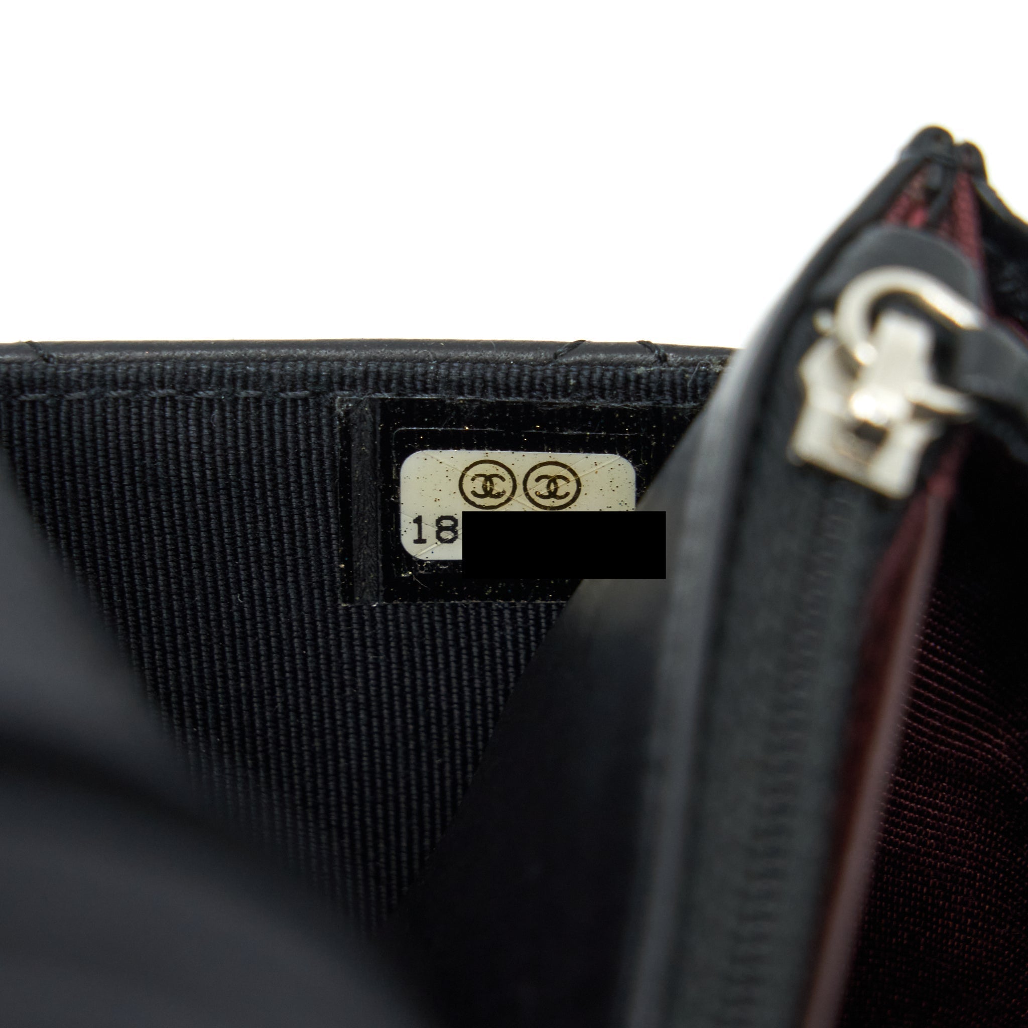 chanel-wallet-on-chain-lambskin-black-shw