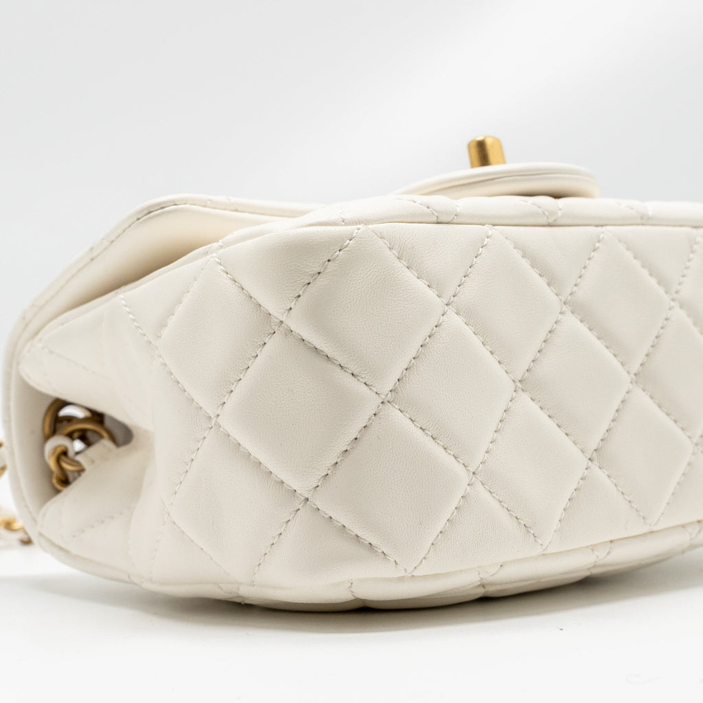 chanel-pearl-crush-mini-square-flap-bag-lambskin-white-ghw-microchip