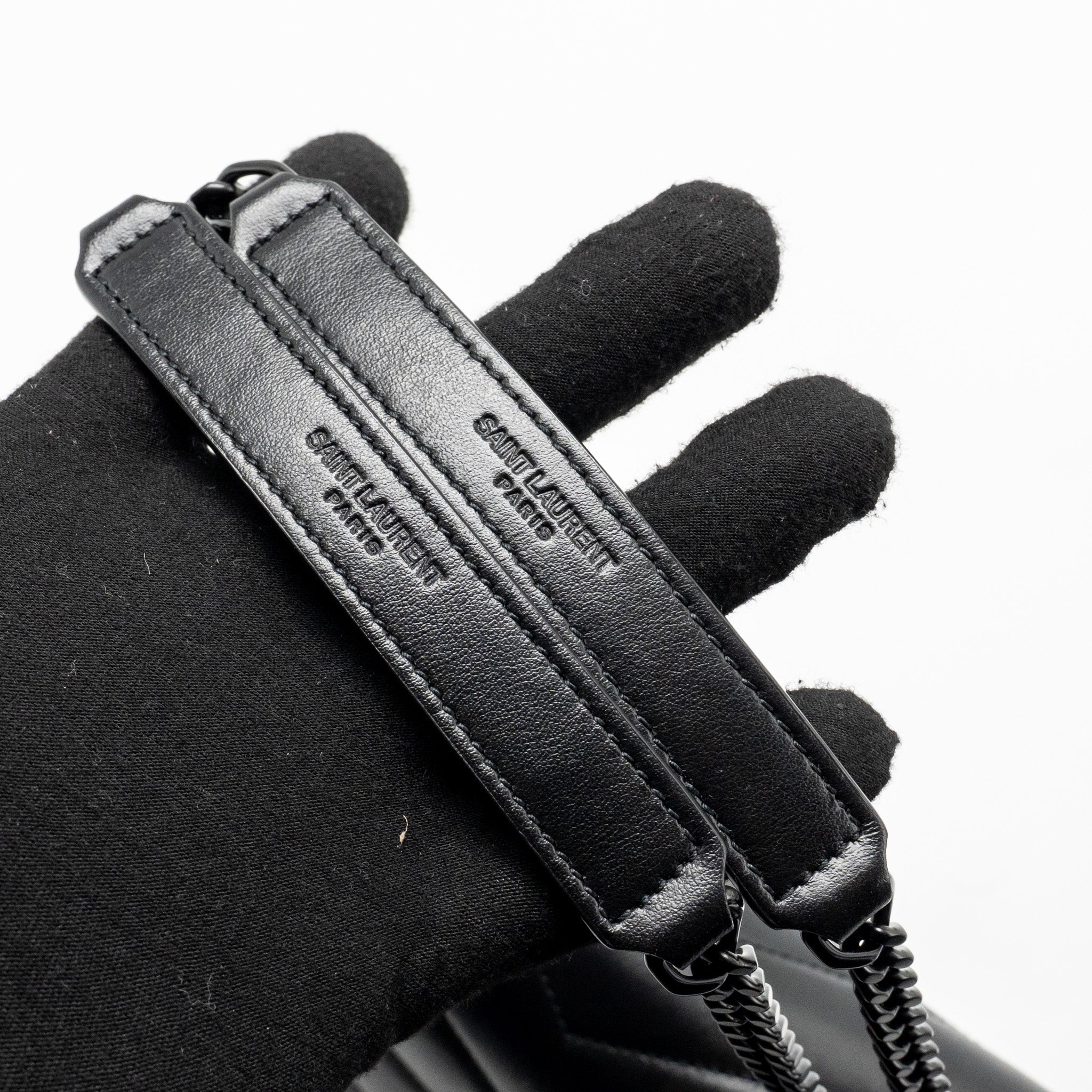 saint-laurent-ysl-medium-loulou-shoulder-bag-calfskin-so-blac