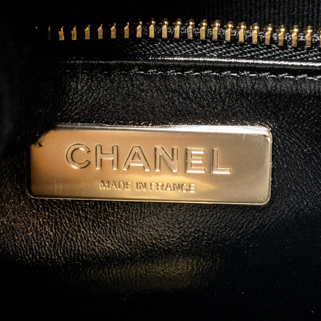 chanel-mini-31-bag-shiny-calfskin-black-lghw-microchip-copy-2