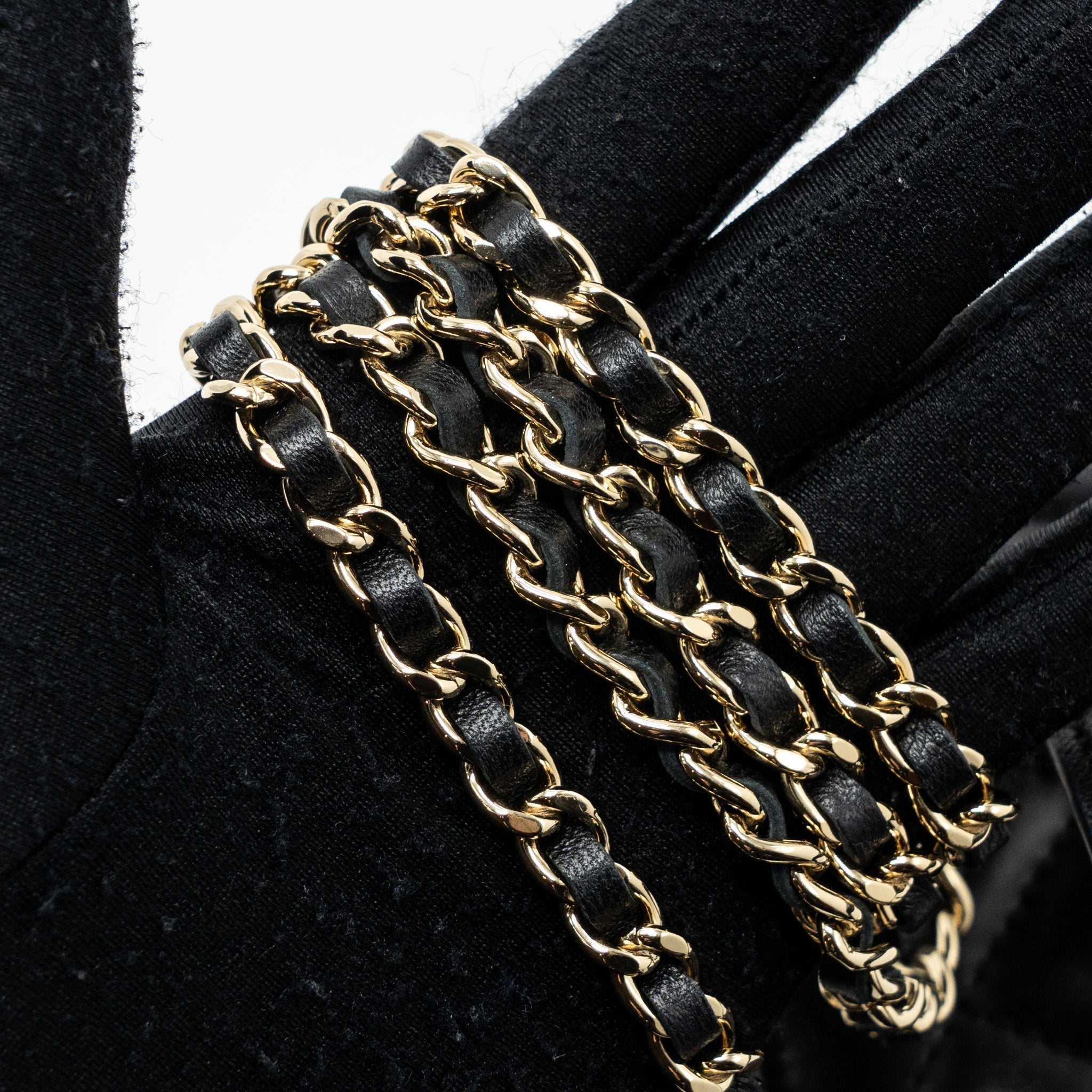 chanel-top-handle-long-vanity-with-chain-lambskin-black-lghw-microchip