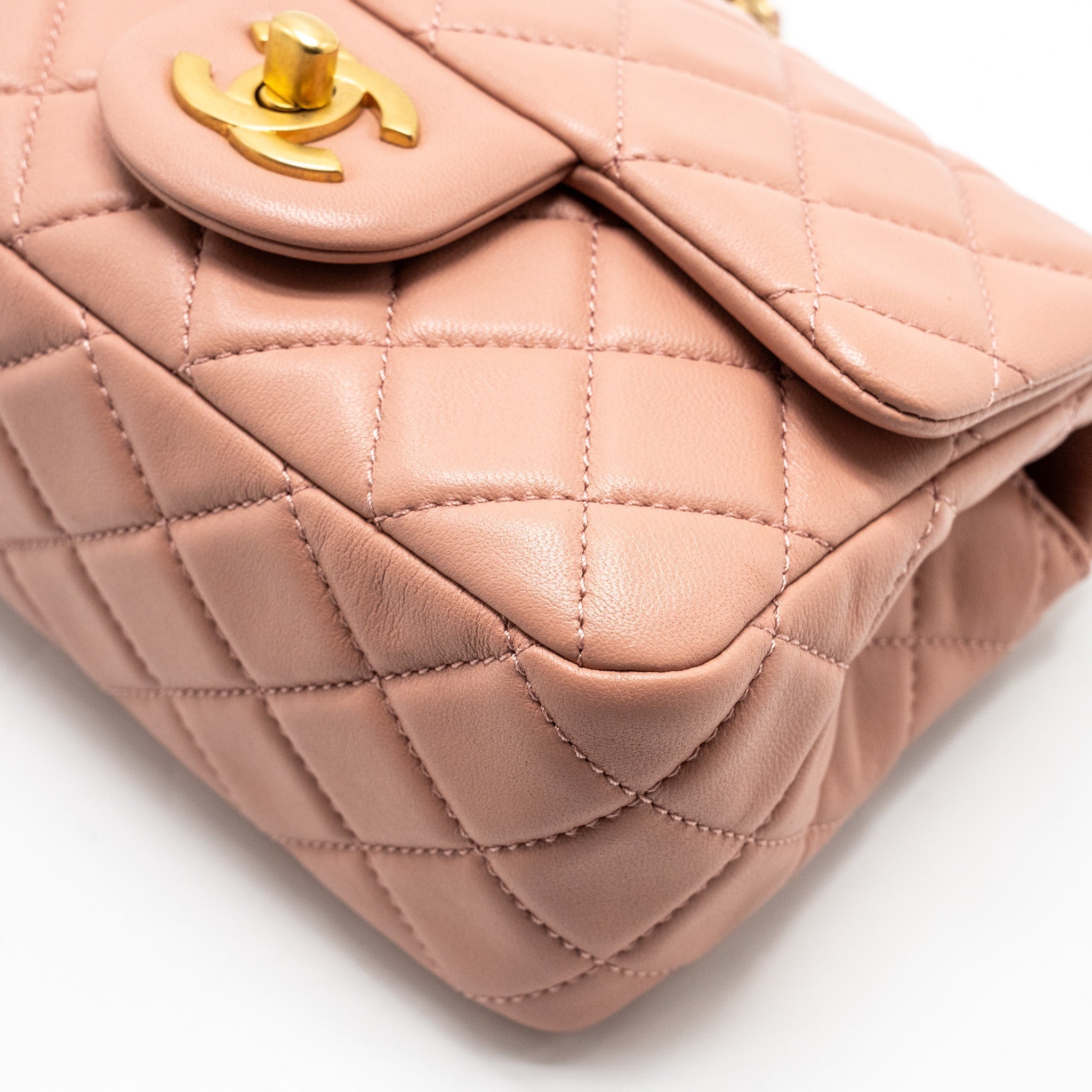 chanel-pearl-crush-mini-square-flap-bag-lambskin-pink-ghwmicrochip