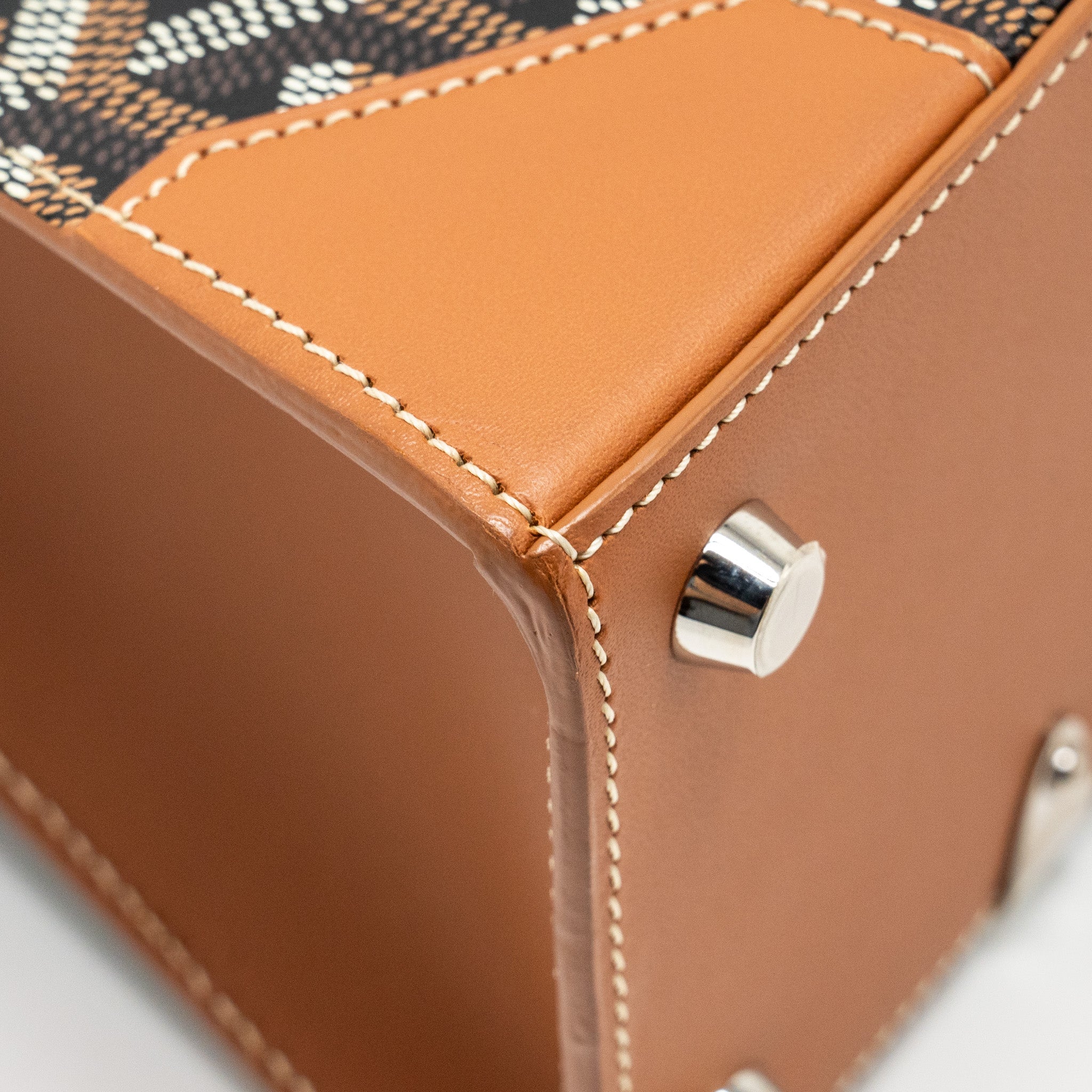 goyard-mini-structure-saigon-bag-canvas-calfskin-black-tan-shw-1