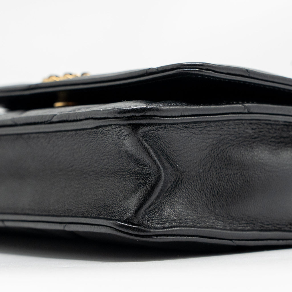 chanel-19-wallet-on-chain-lambskin-black-multicolour-hardware-2