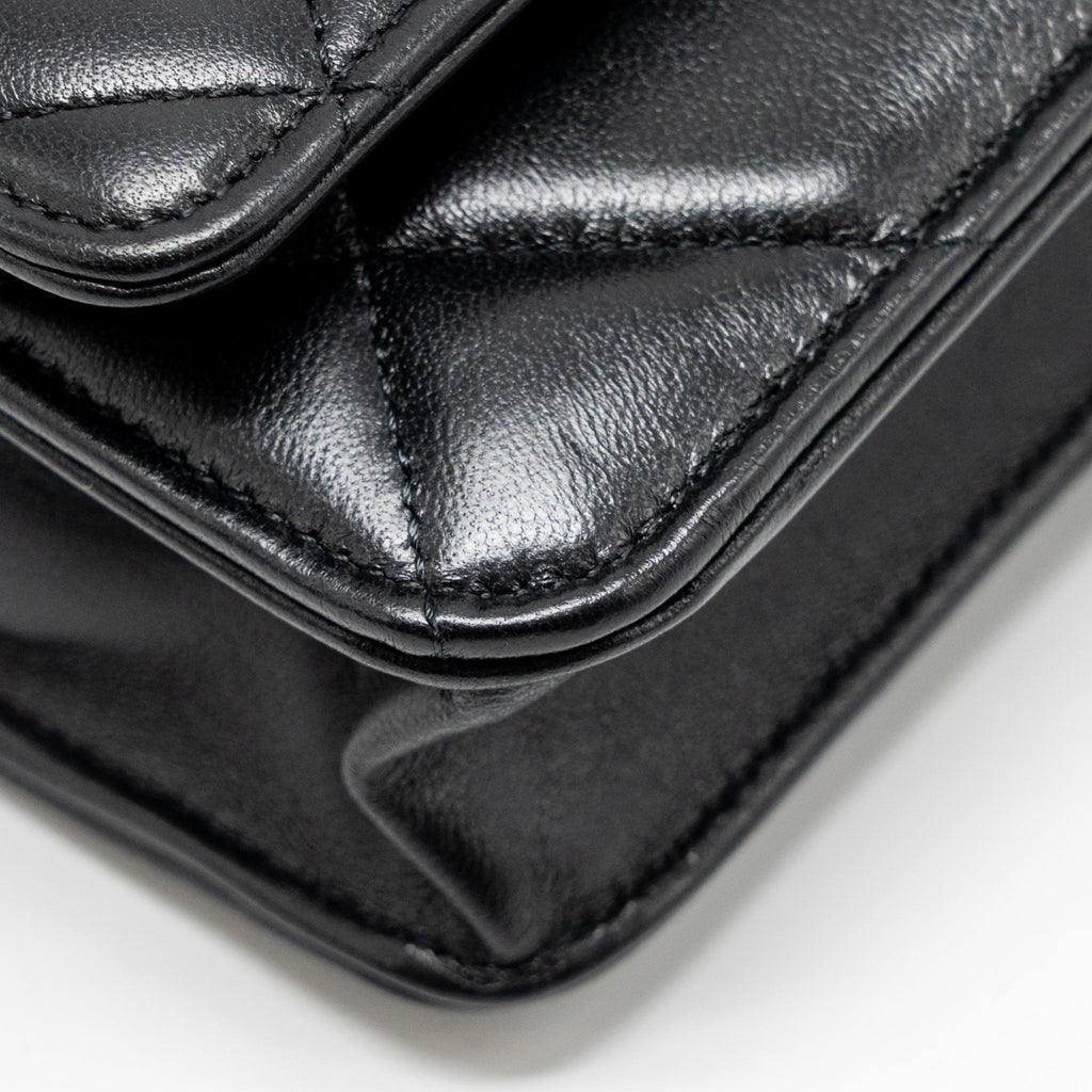 chanel-19-wallet-on-chain-lambskin-black-multicolour-hardware-2