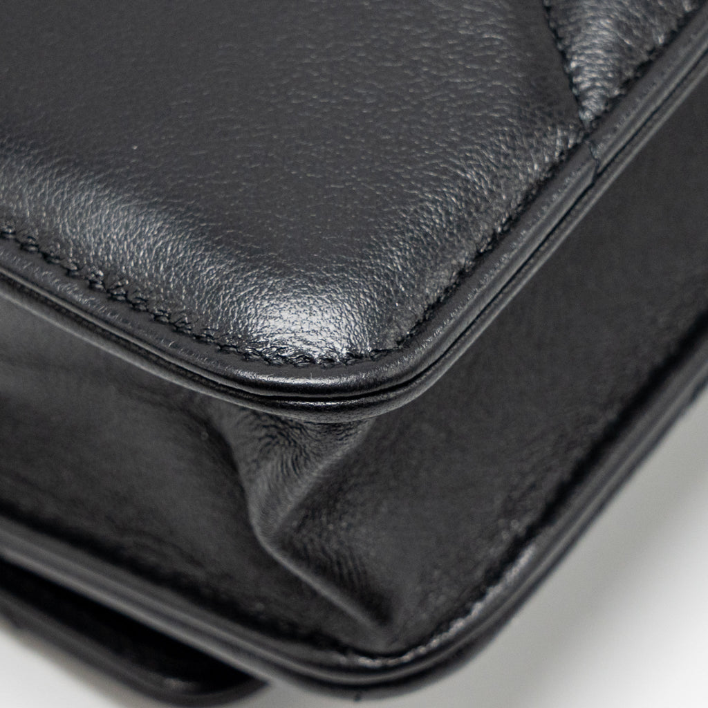 chanel-19-wallet-on-chain-lambskin-black-multicolour-hardware-2