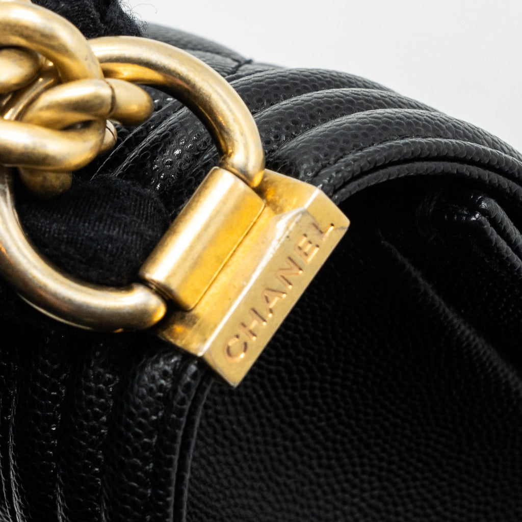 chanel-medium-boy-bag-caviar-black-brushed-ghw-microchip-1