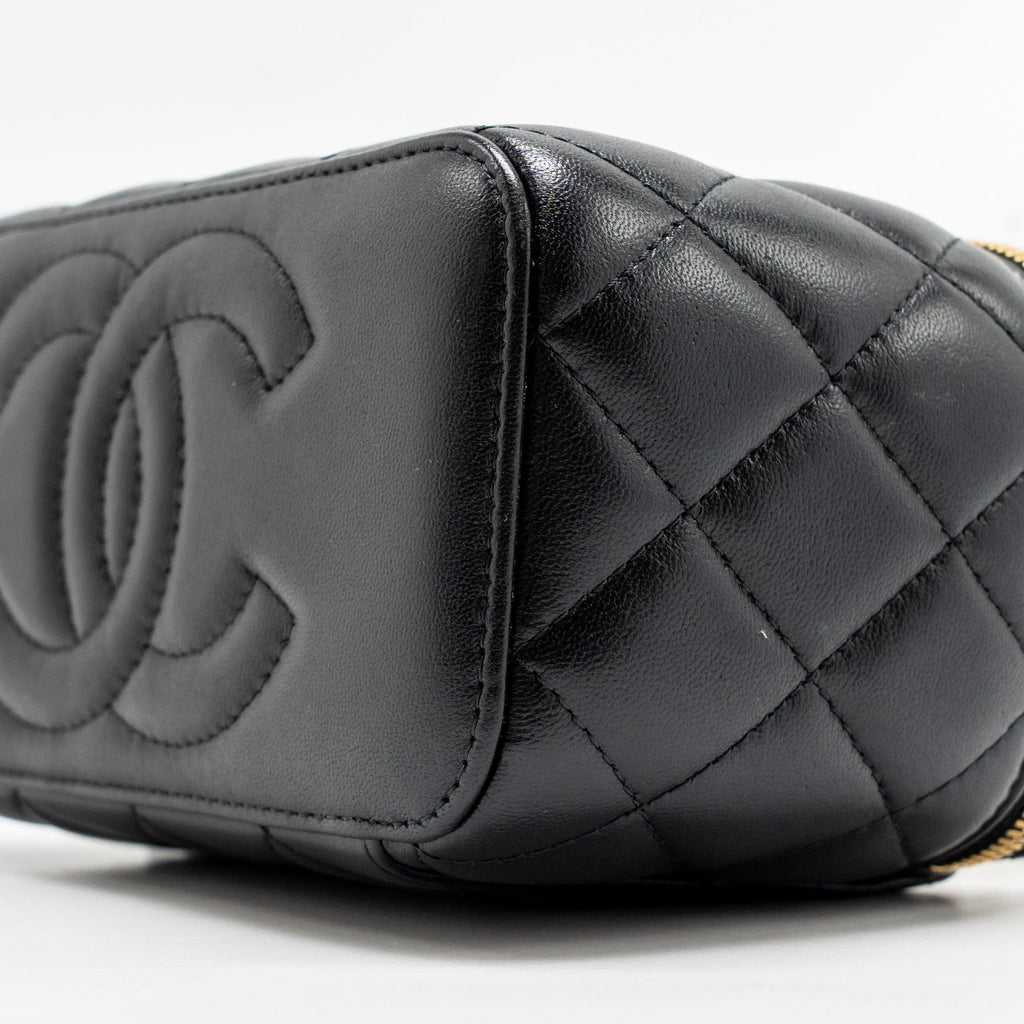 chanel-letter-twist-top-handle-lambskin-black-ghw-microchip