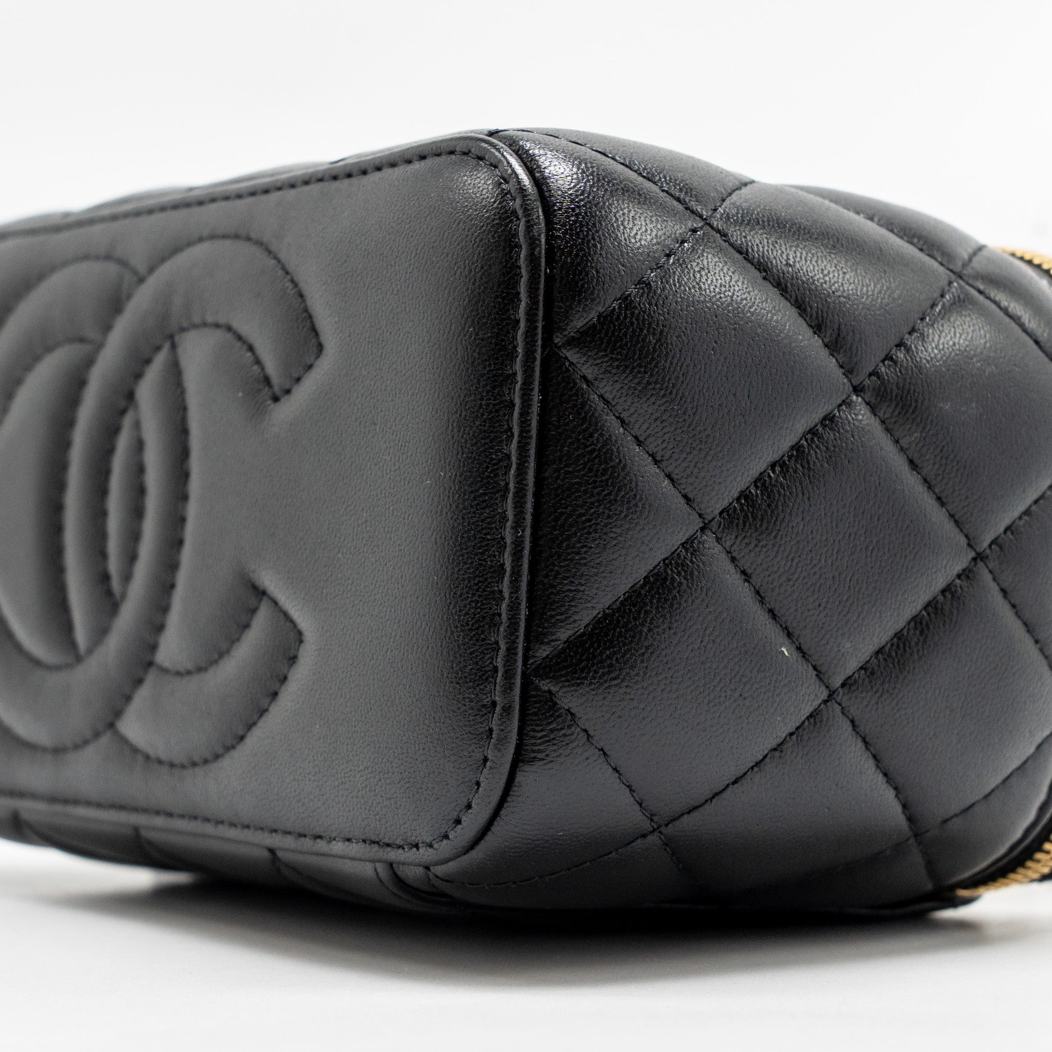 chanel-letter-twist-top-handle-lambskin-black-ghw-microchip