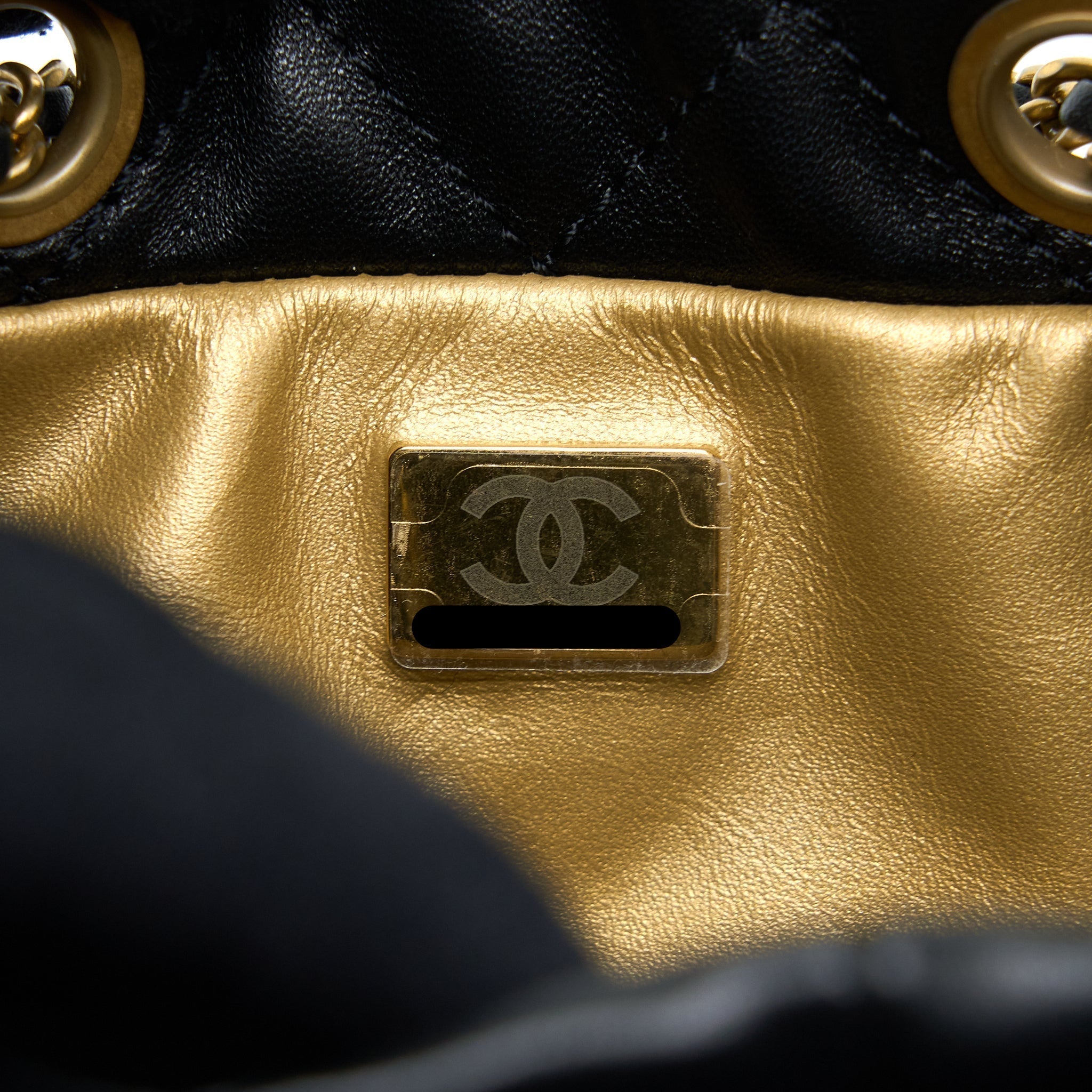 chanel-22s-pearl-crush-bucket-bag-lambskin-black-brushed-ghw-microchip-copy-copy