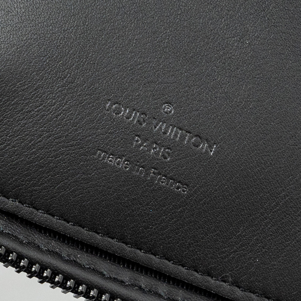 louis-vuitton-nigo-double-phone-pouch-limited-edition-black-hardware-1