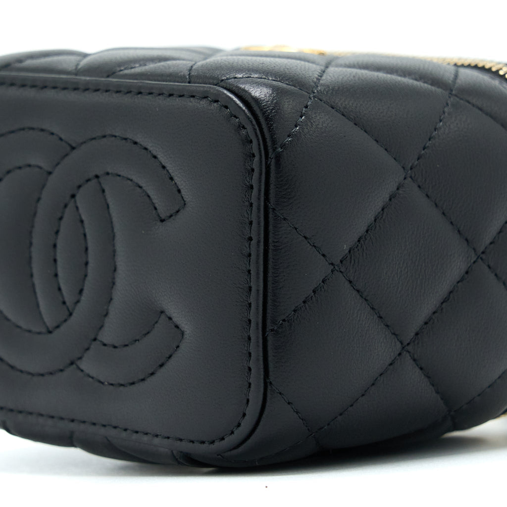 chanel-22b-pearl-crush-mini-vanity-with-chain-lambskin-black-ghw