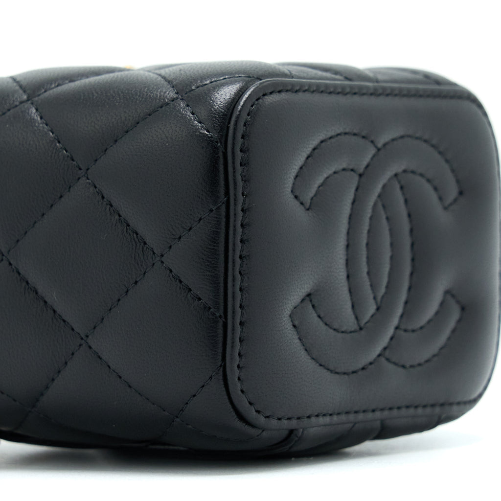 chanel-22b-pearl-crush-mini-vanity-with-chain-lambskin-black-ghw