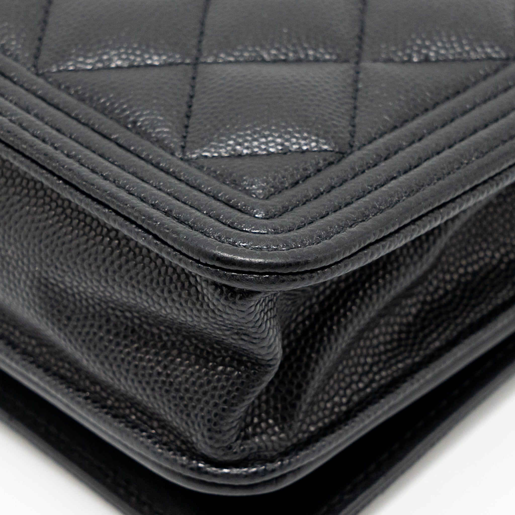 chanel-boy-wallet-on-chain-caviar-black-ghw-4