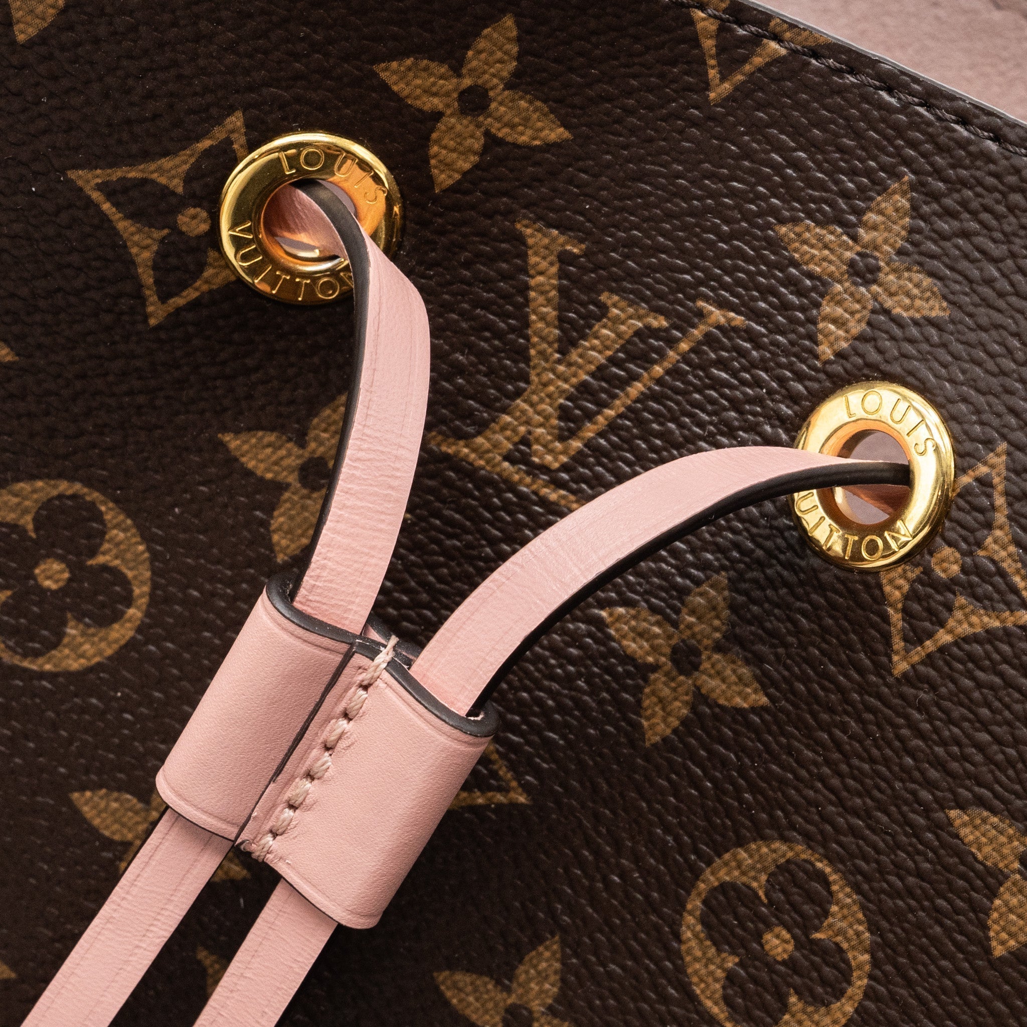 louis-vuitton-neo-noe-monogram-canvas-pink-ghw