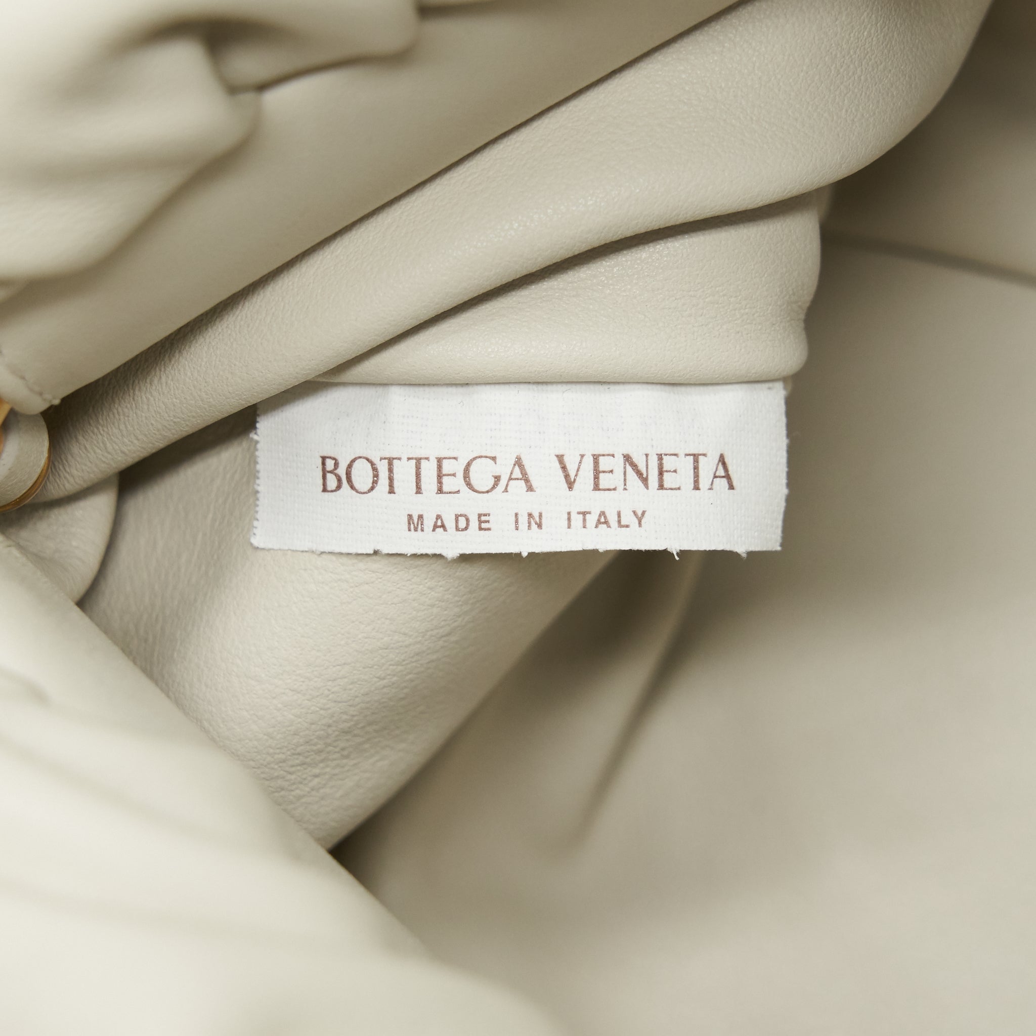bottega-veneta-chain-pouch-bag-white-ghw
