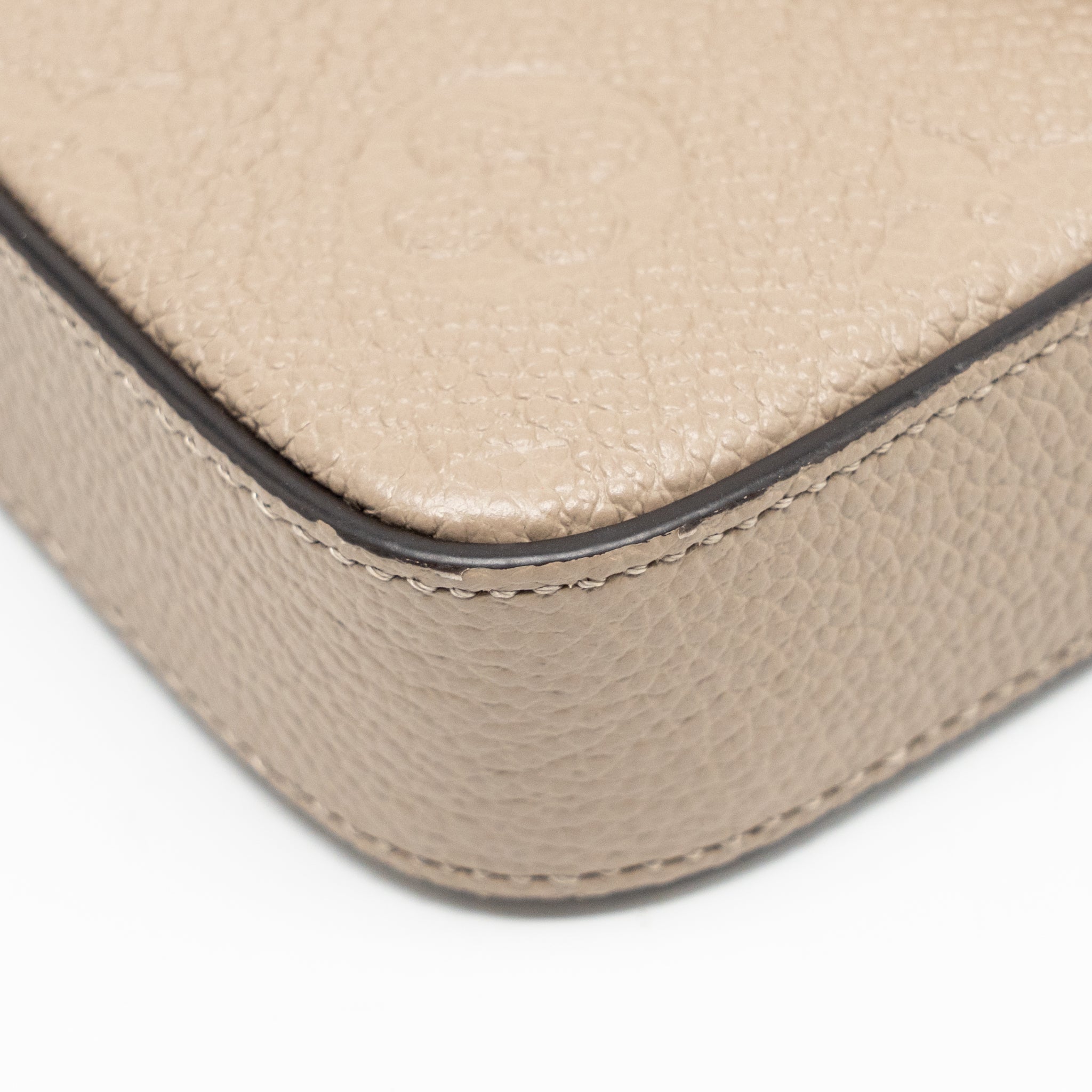 louis-vuitton-felicie-pochette-monogram-empreinte-tourterelle-ghw