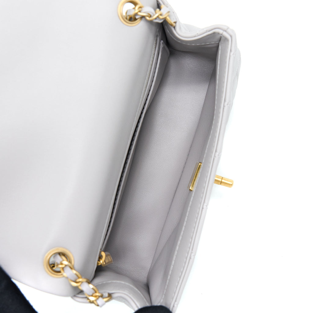 chanel-pearl-crush-mini-rectangular-lambskin-grey-brushed-ghw-microchip