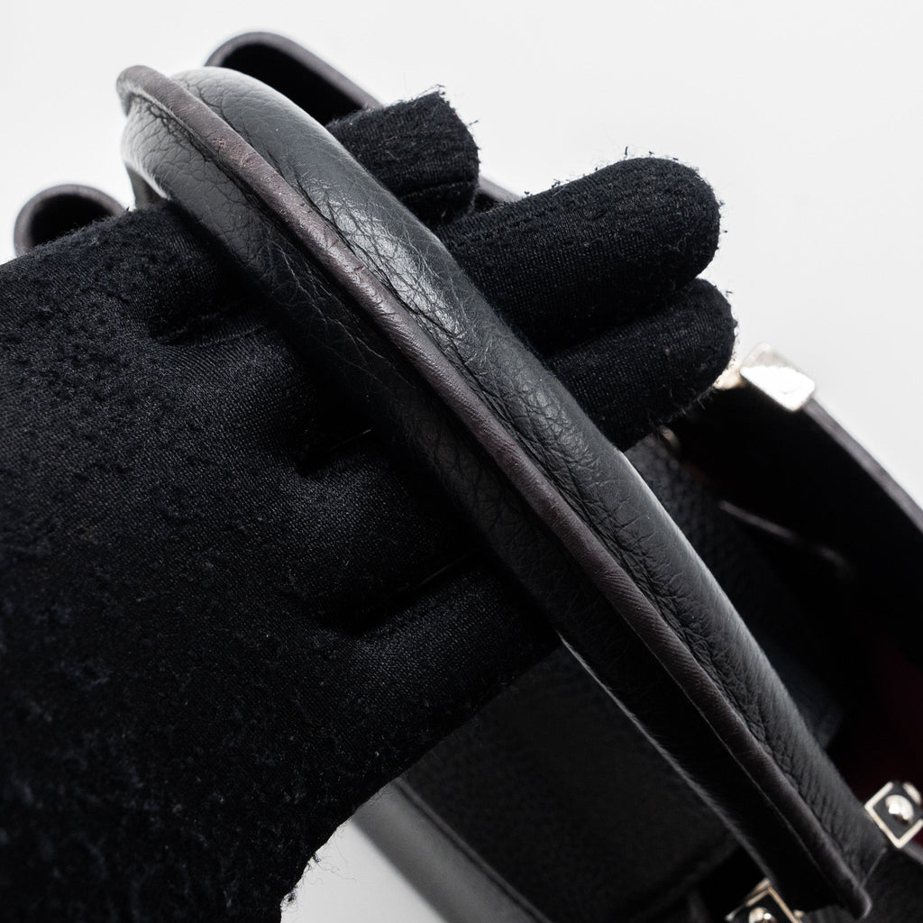 louis-vuitton-capucines-pm-calfskin-black-pink-shw